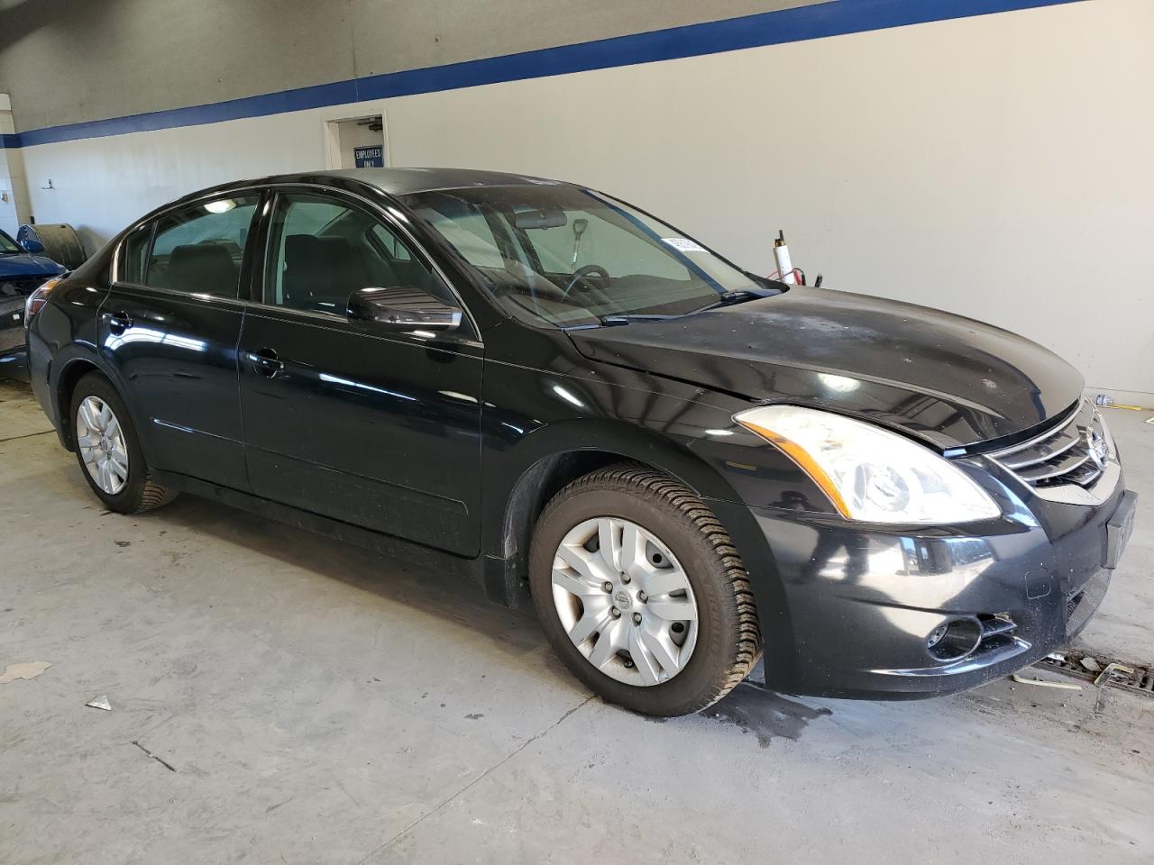 2010 Nissan Altima - Image 4