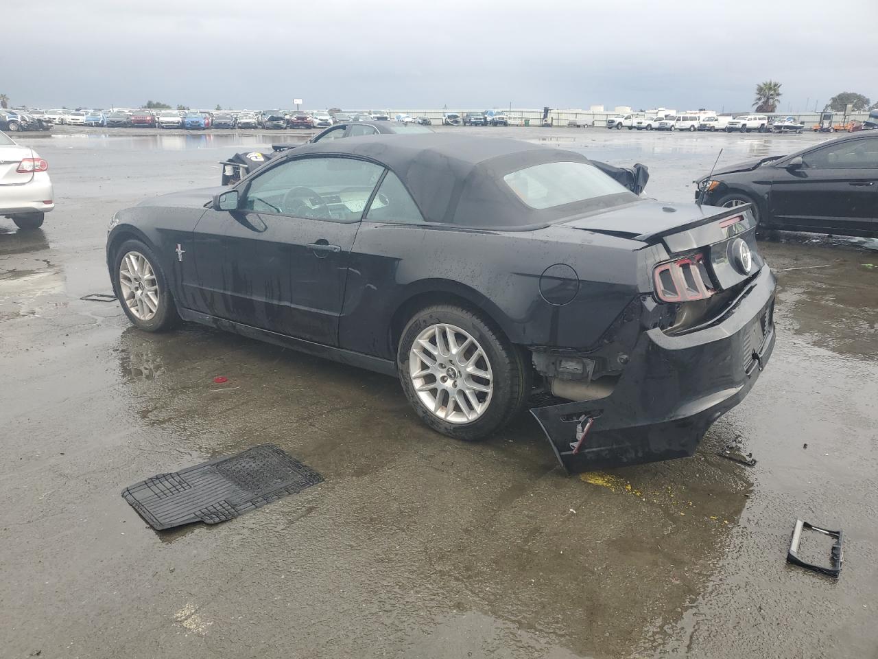 2014 Ford Mustang - Image 2