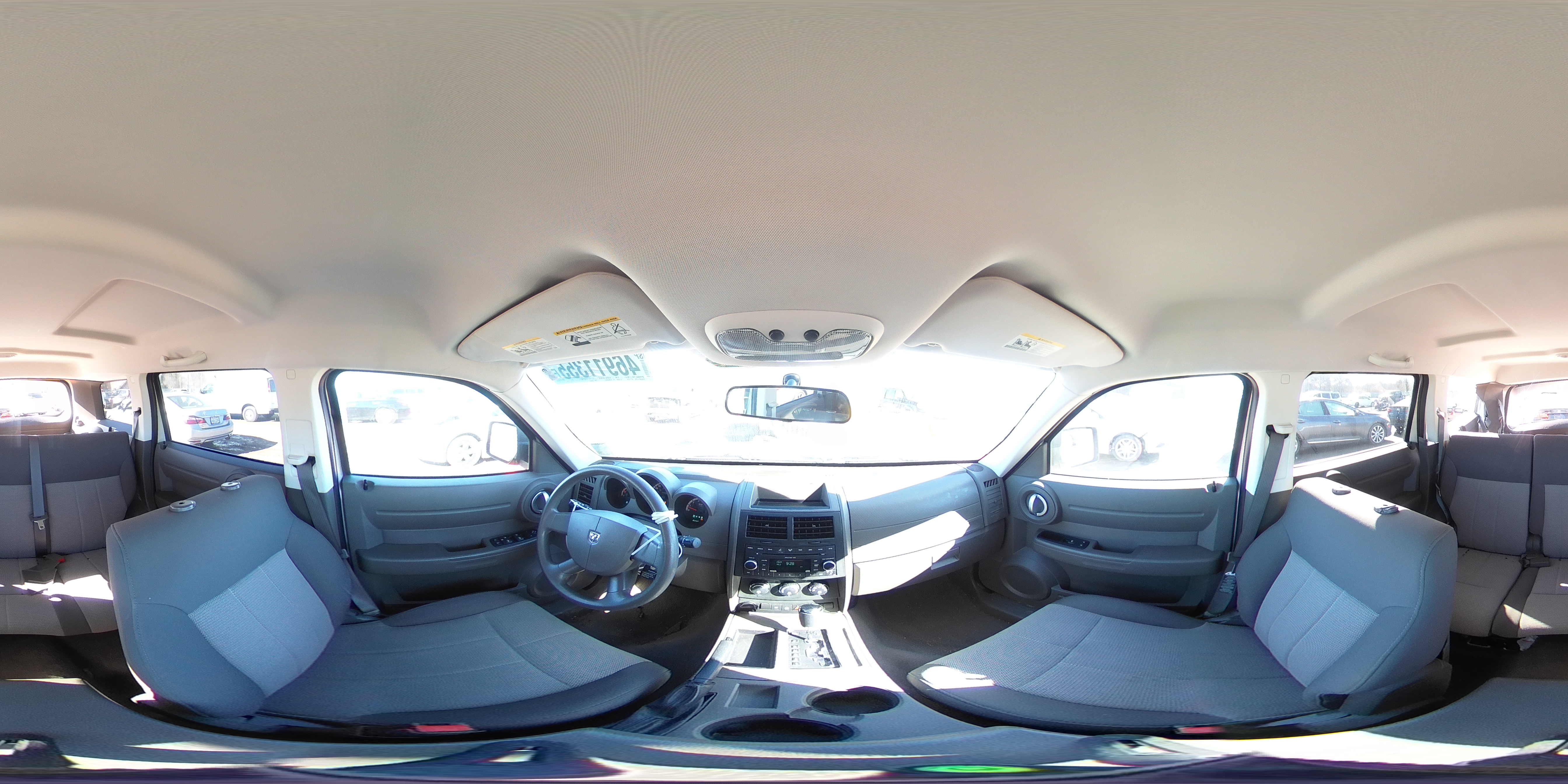 2008 Dodge Nitro - Image 13