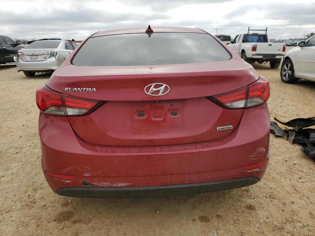 2014 Hyundai Elantra - Image 6