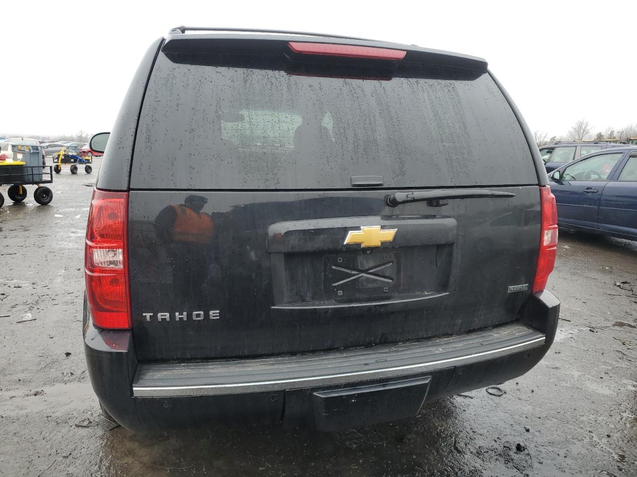 2012 Chevrolet Tahoe - Image 6