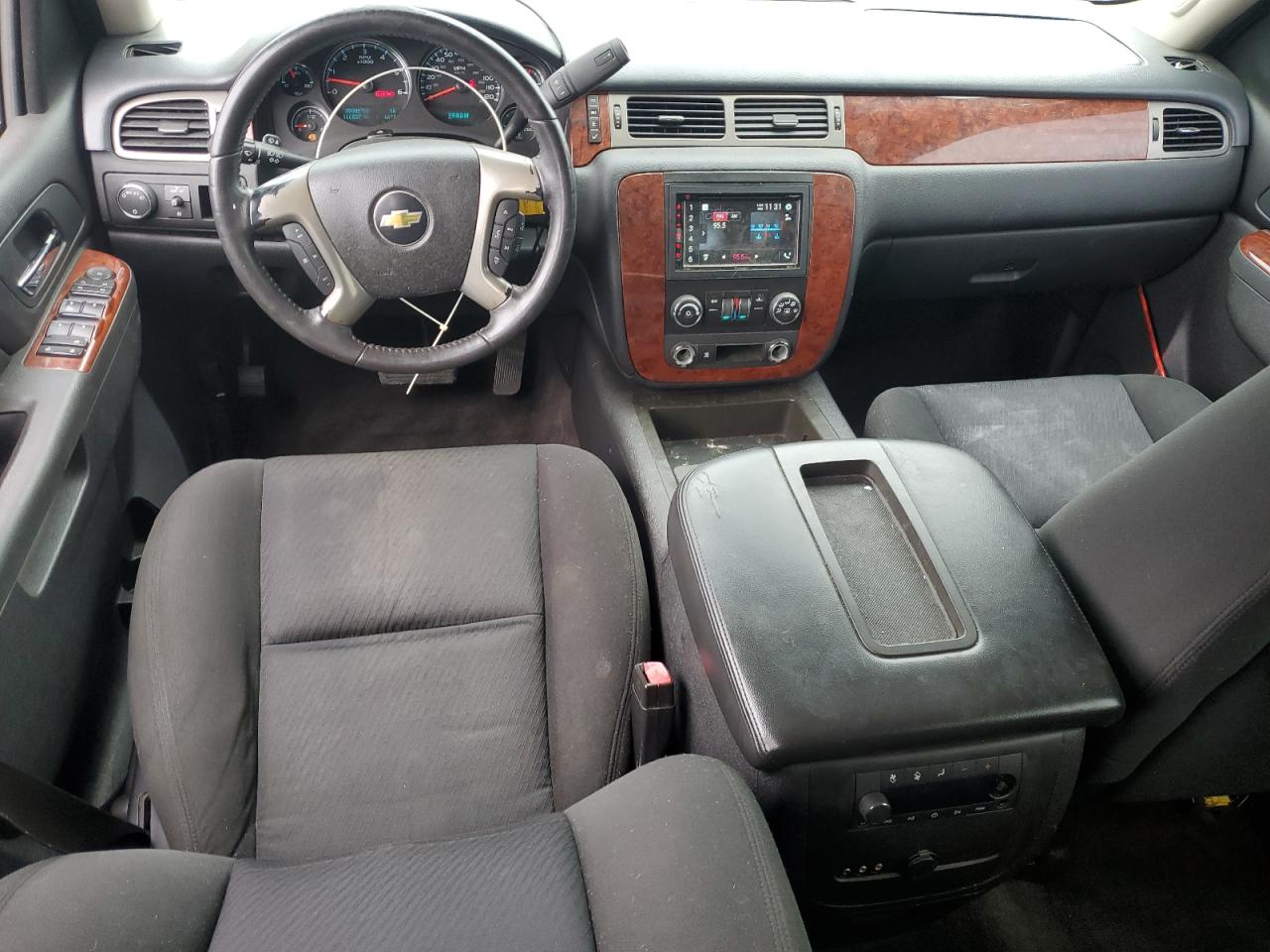 2011 Chevrolet Tahoe C1500 Ls VIN: 1GNSCAE05BR104441 Lot: 45358285