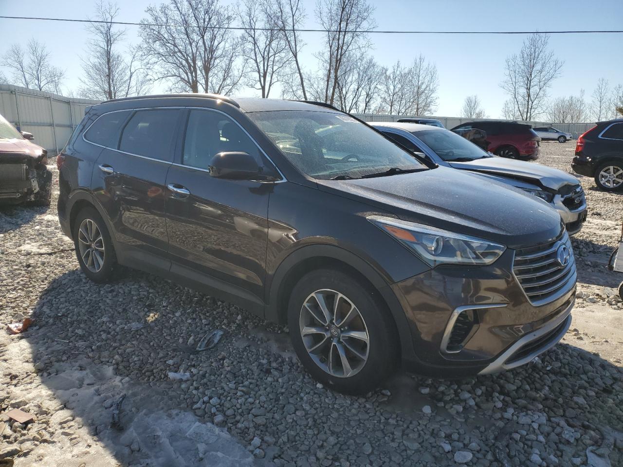 2017 Hyundai Santa Fe - Image 4