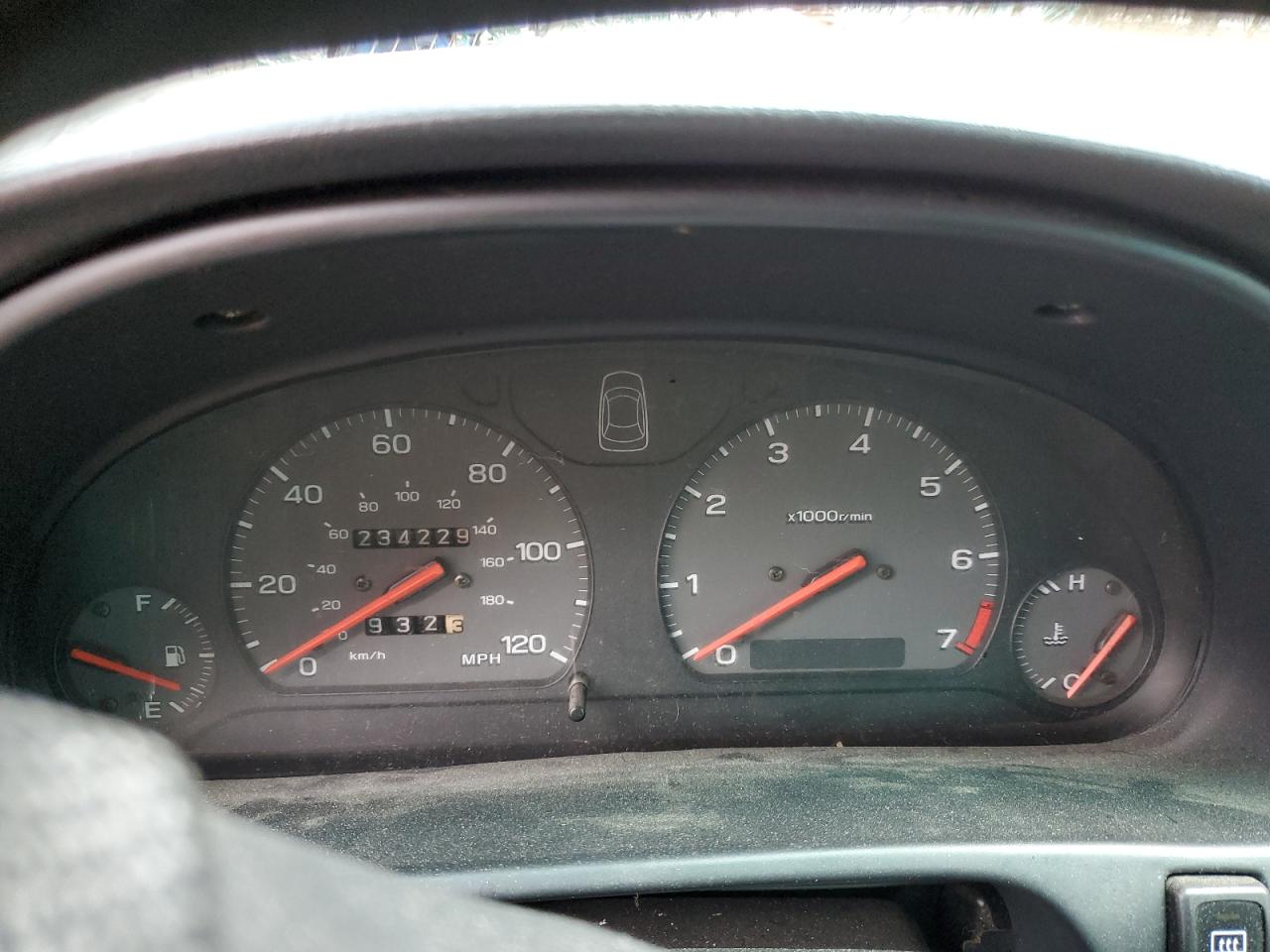 1999 Subaru Legacy - Image 9