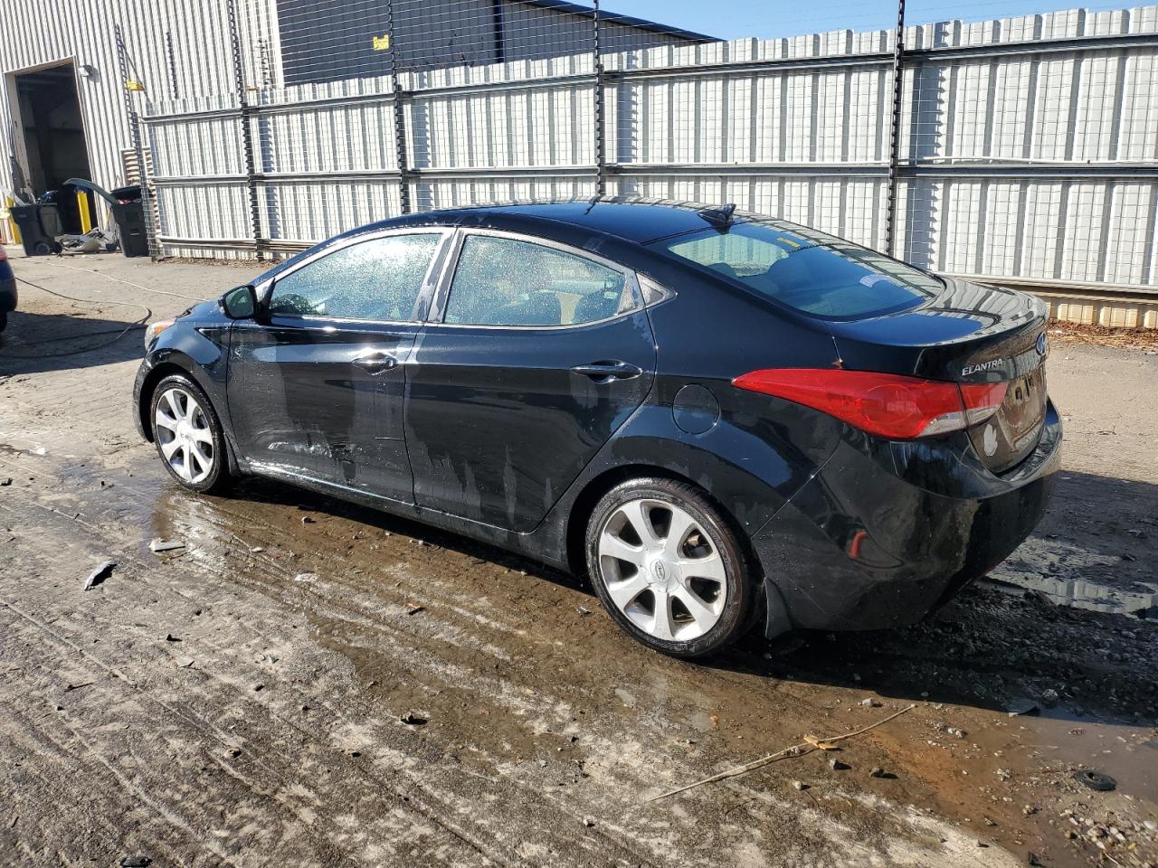 2012 Hyundai Elantra - Image 2