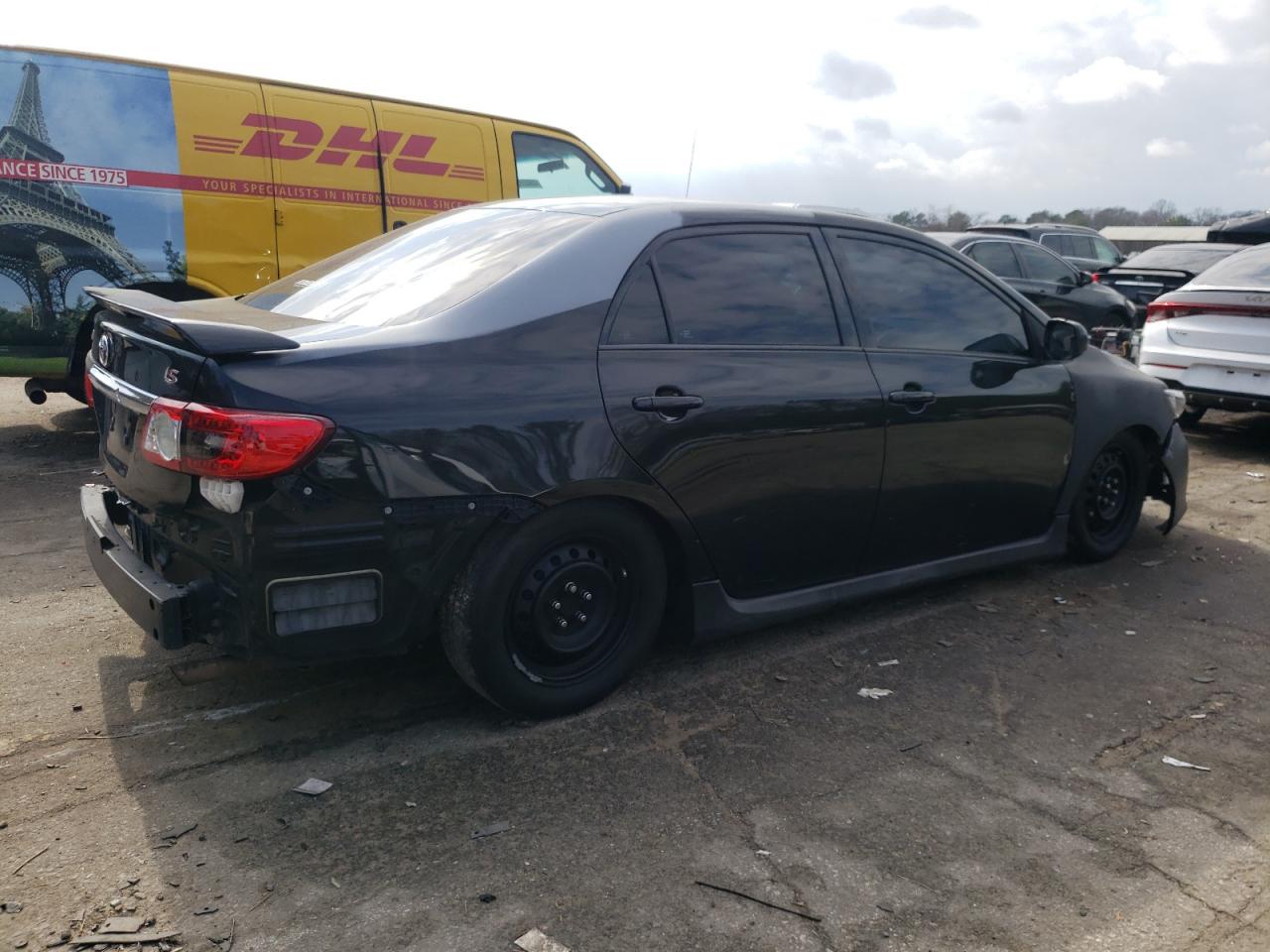2012 Toyota Corolla - Image 3