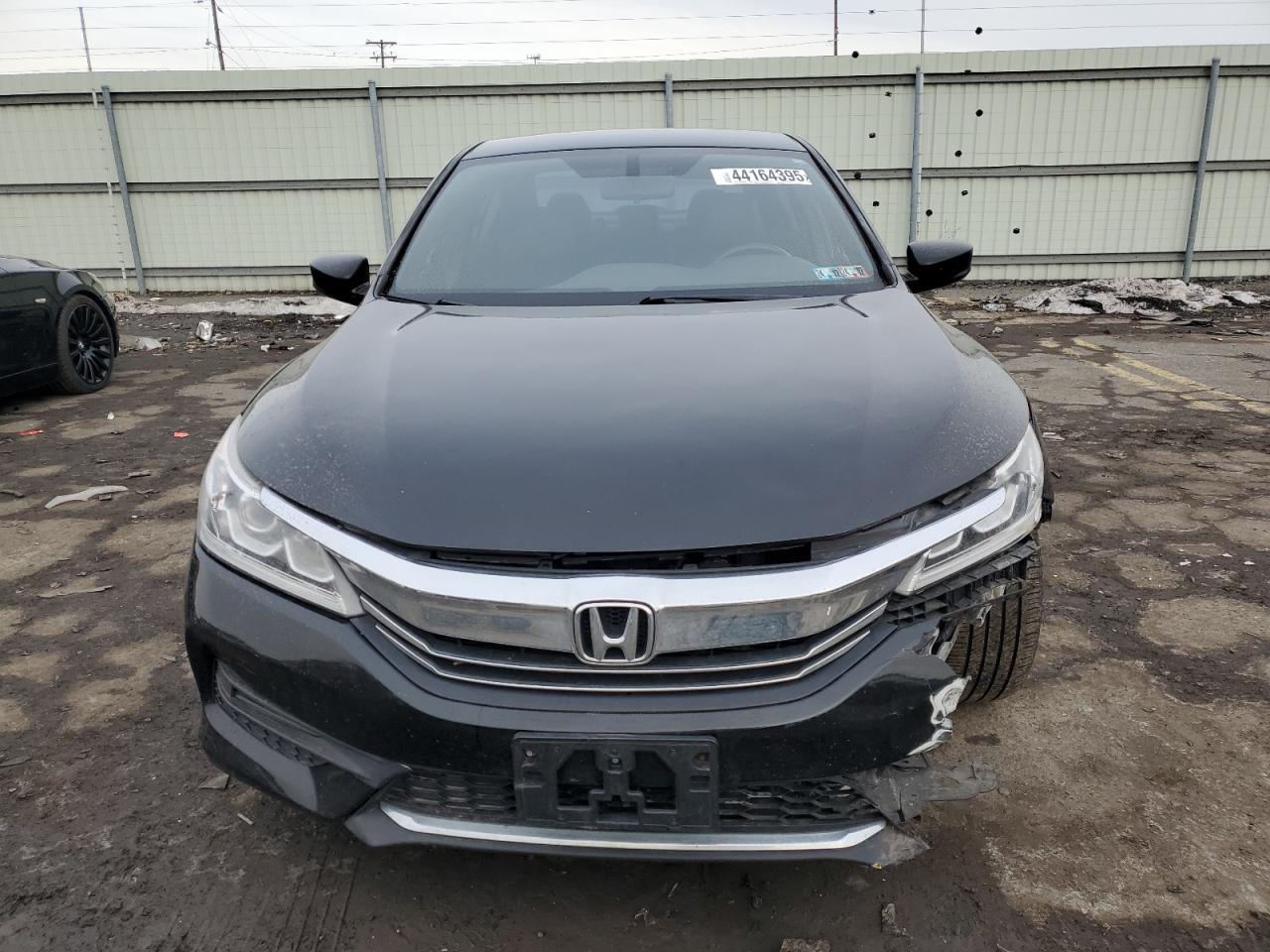 2017 Honda Accord - Image 5