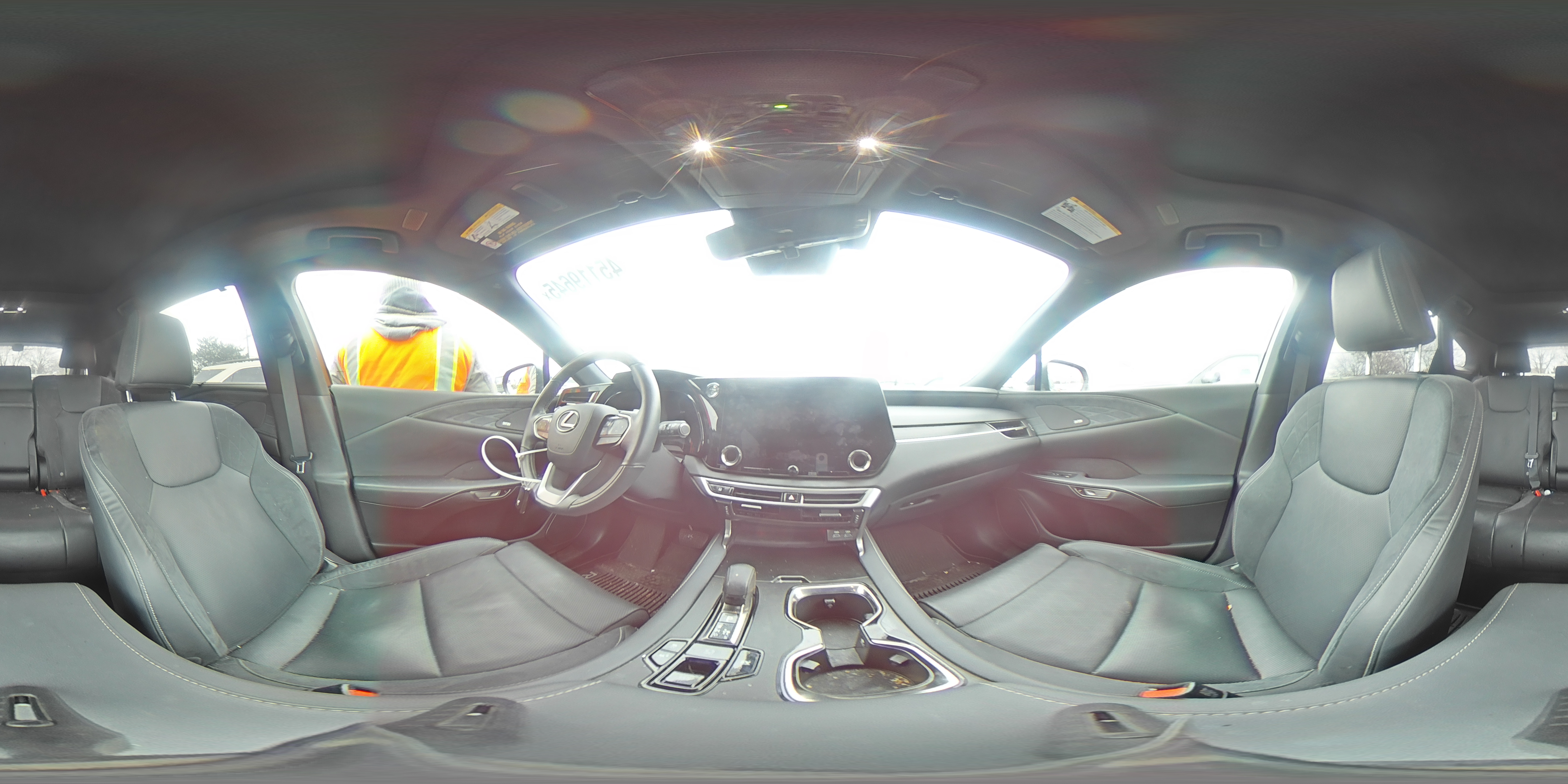 2024 Lexus RX - Image 13