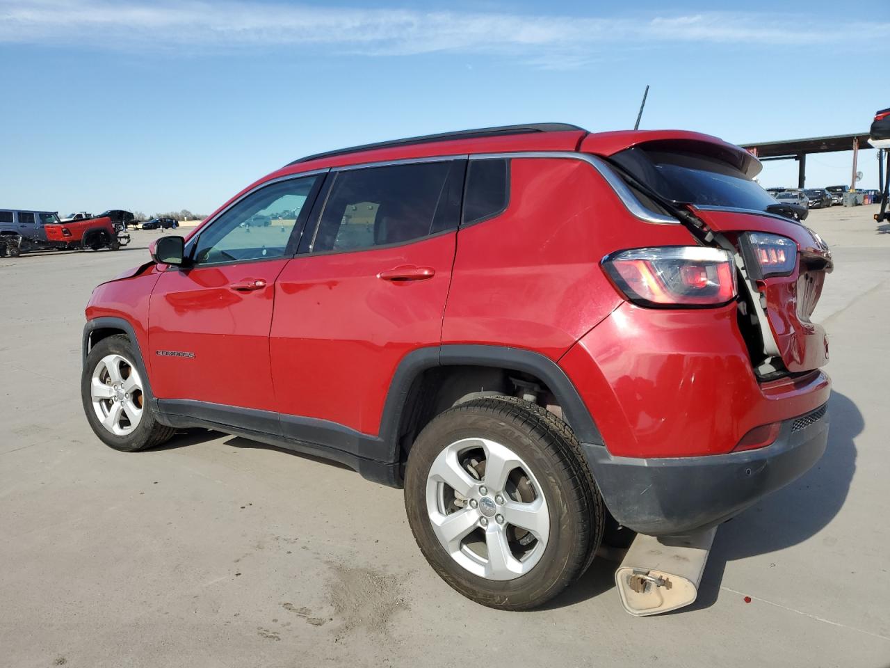 2018 Jeep Compass - Image 2