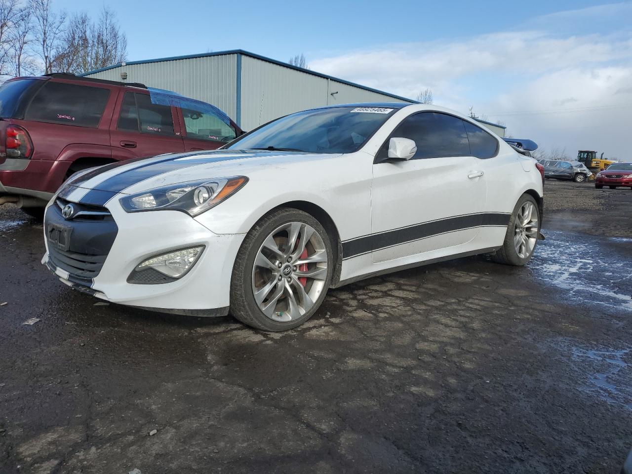 2015 Hyundai Genesis - Image 1