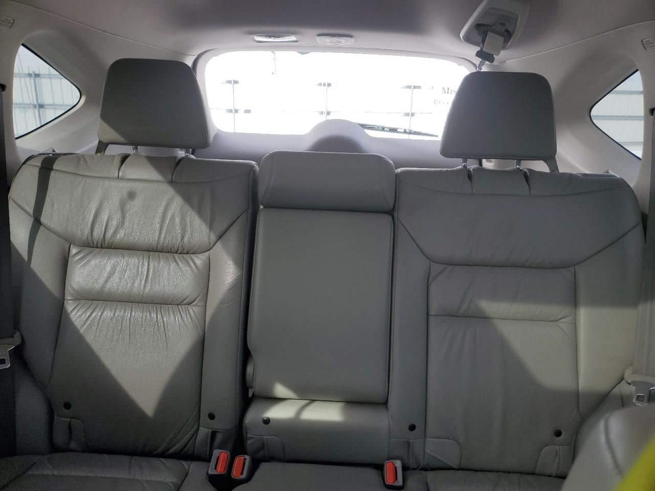 2012 Honda CR-V - Image 10