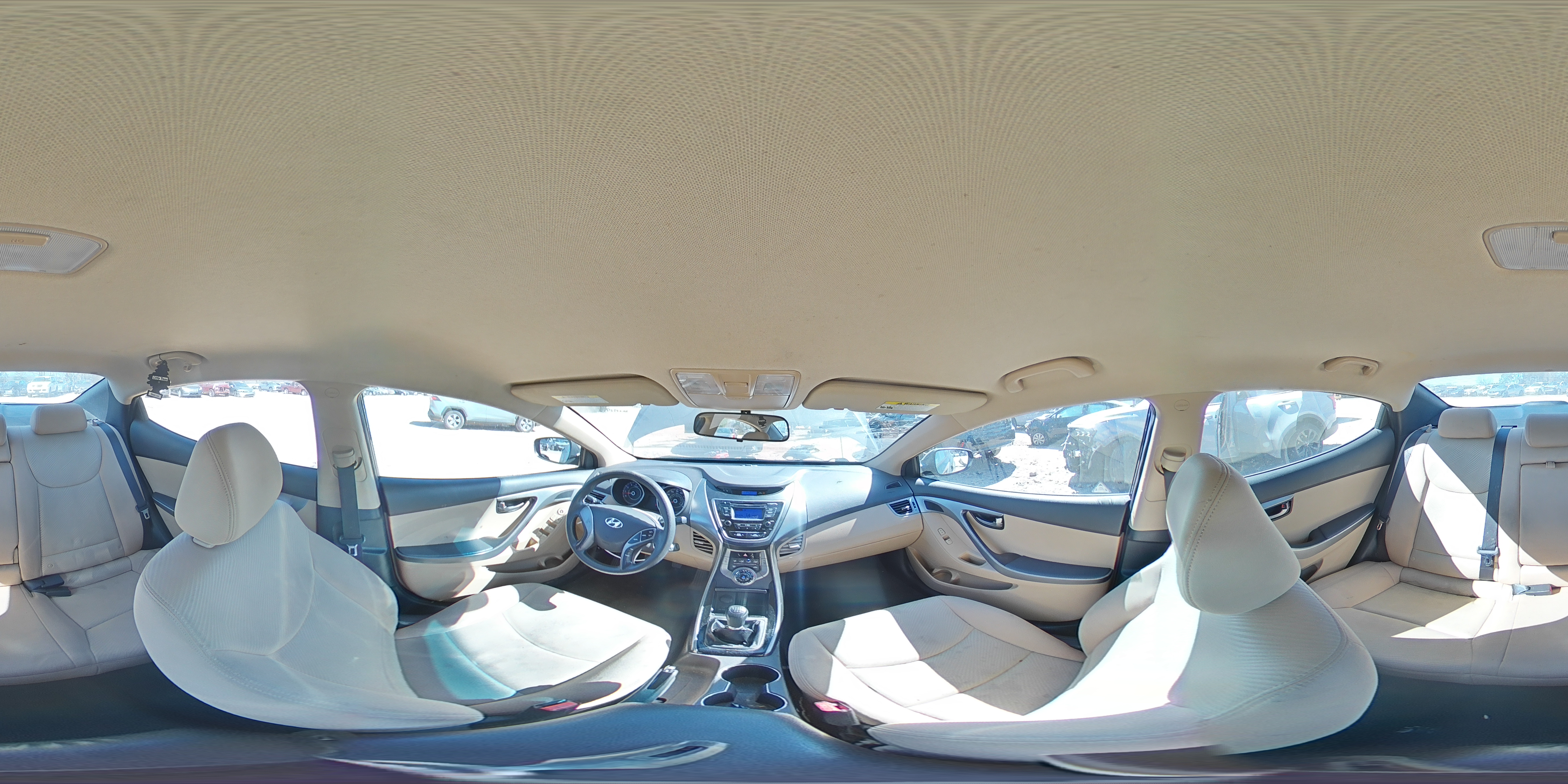 2013 Hyundai Elantra - Image 13