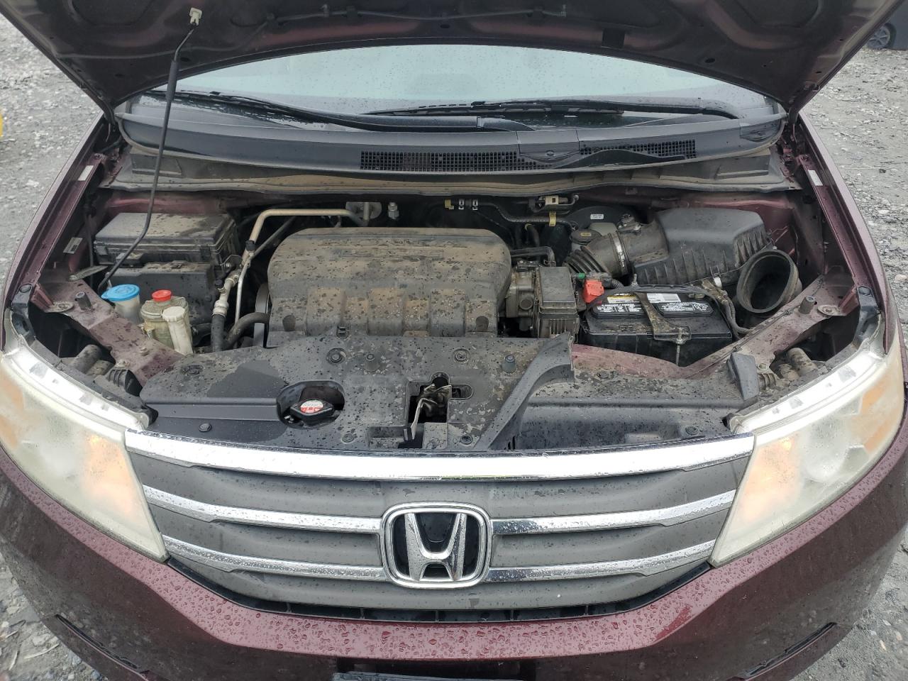 2012 Honda Odyssey - Image 12