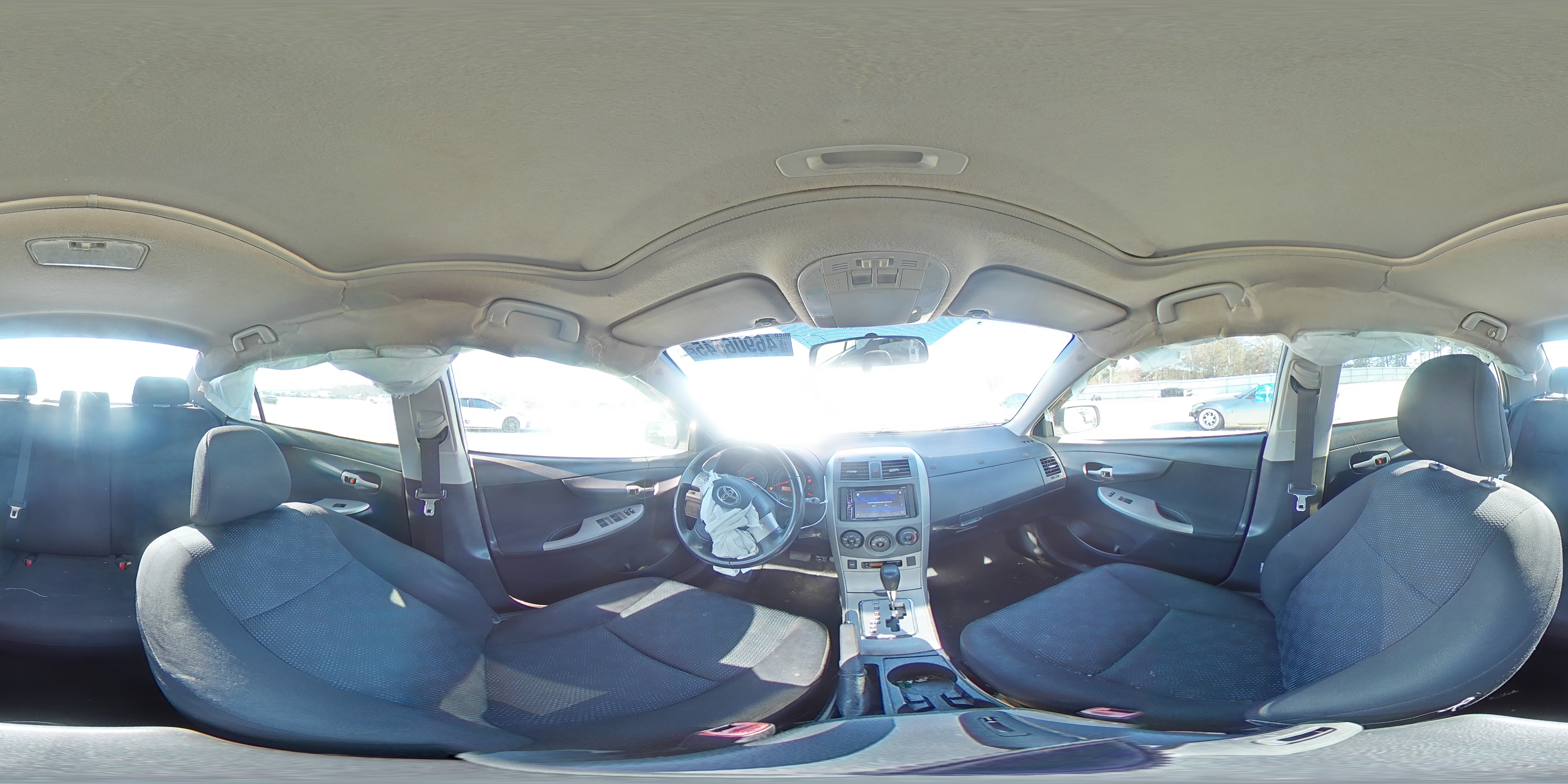 2010 Toyota Corolla - Image 13