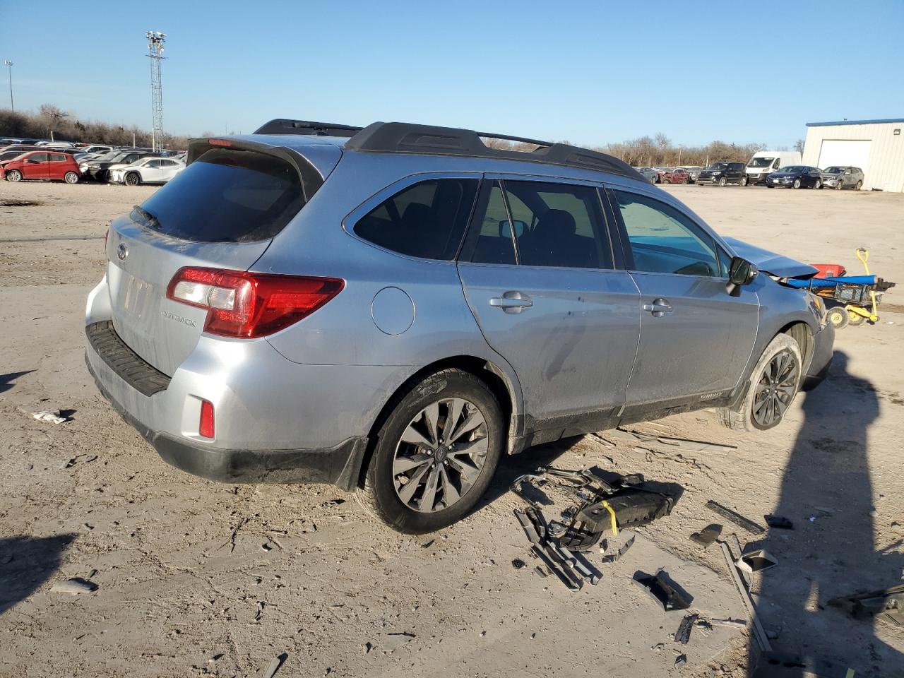 2015 Subaru Outback - Image 3
