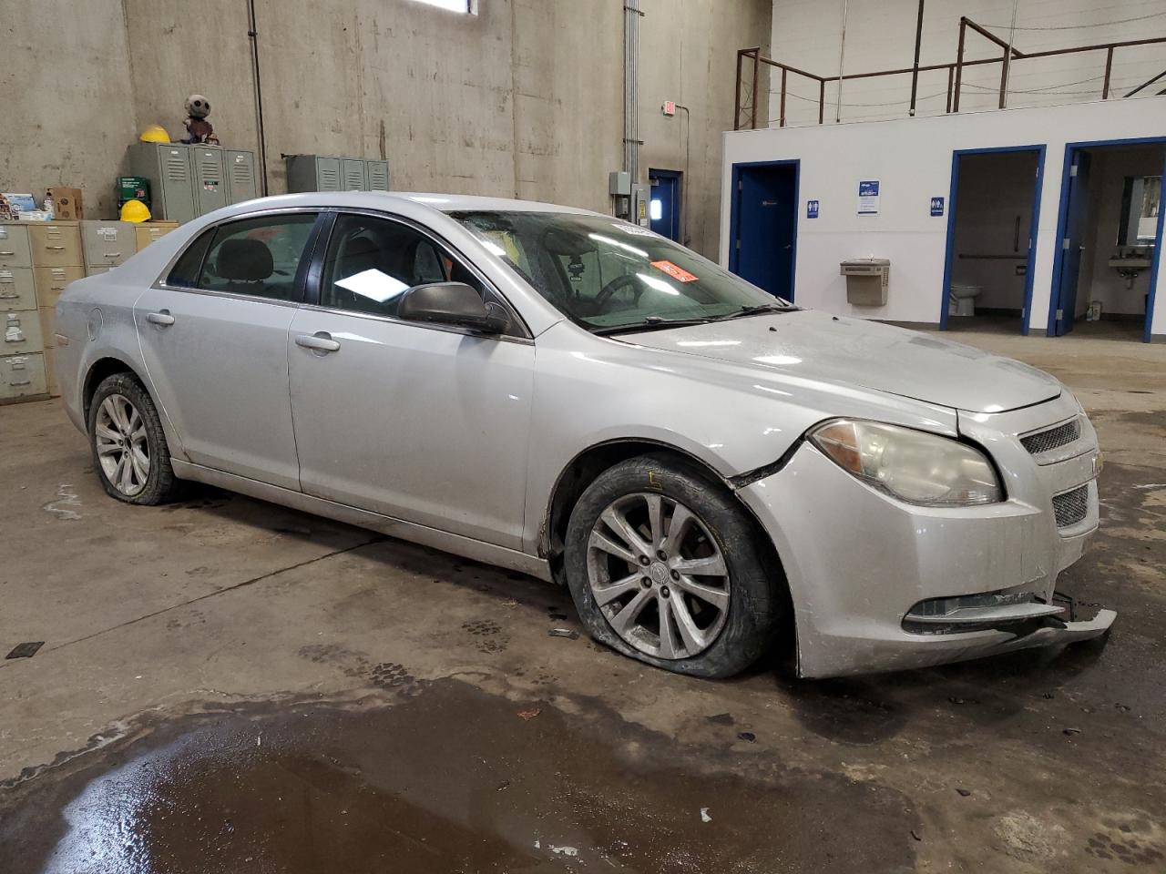 2011 Chevrolet Malibu - Image 4