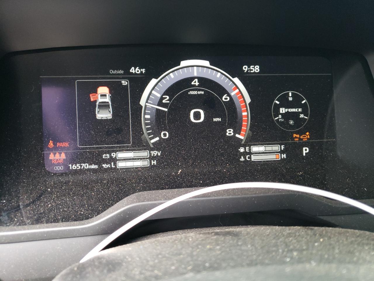 2023 Toyota Tundra - Image 9