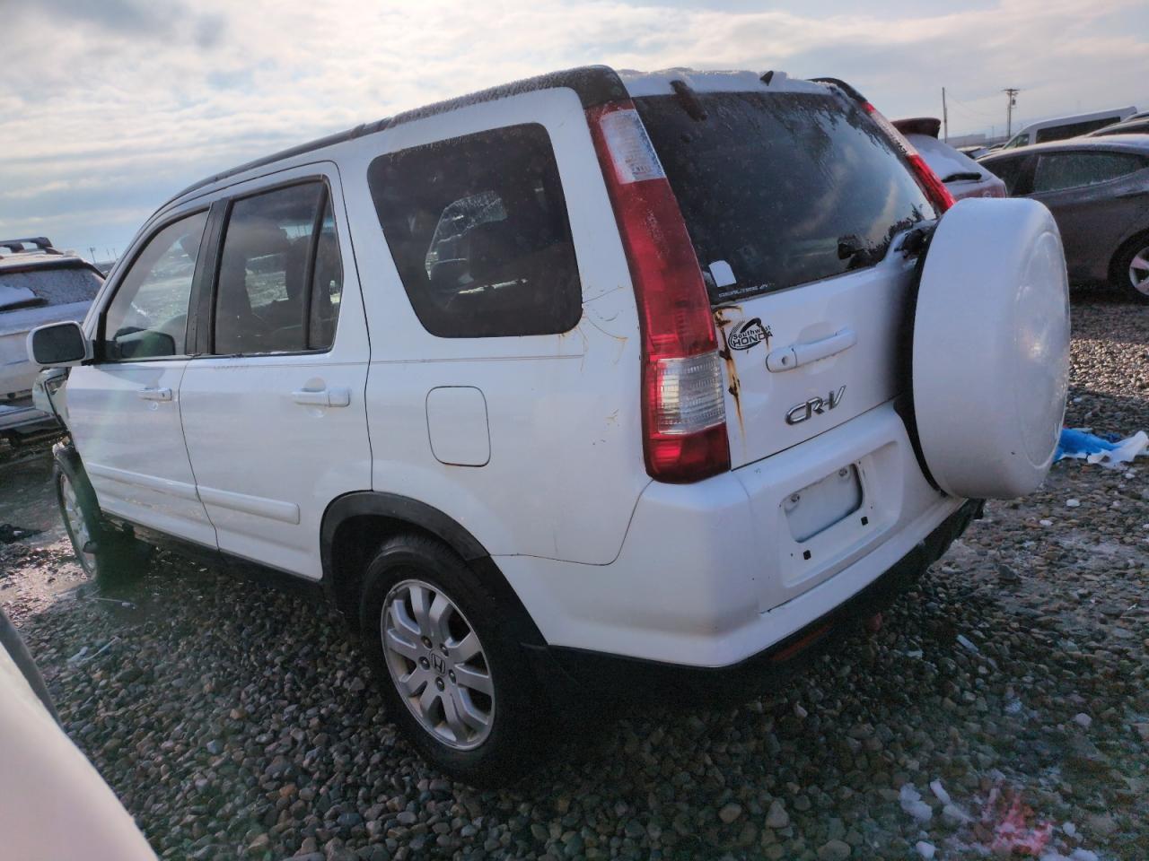 2005 Honda CR-V - Image 2
