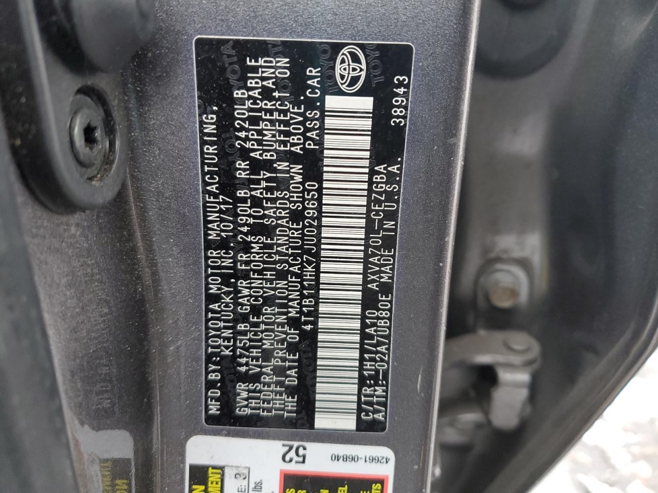 2018 Toyota Camry - Image 12