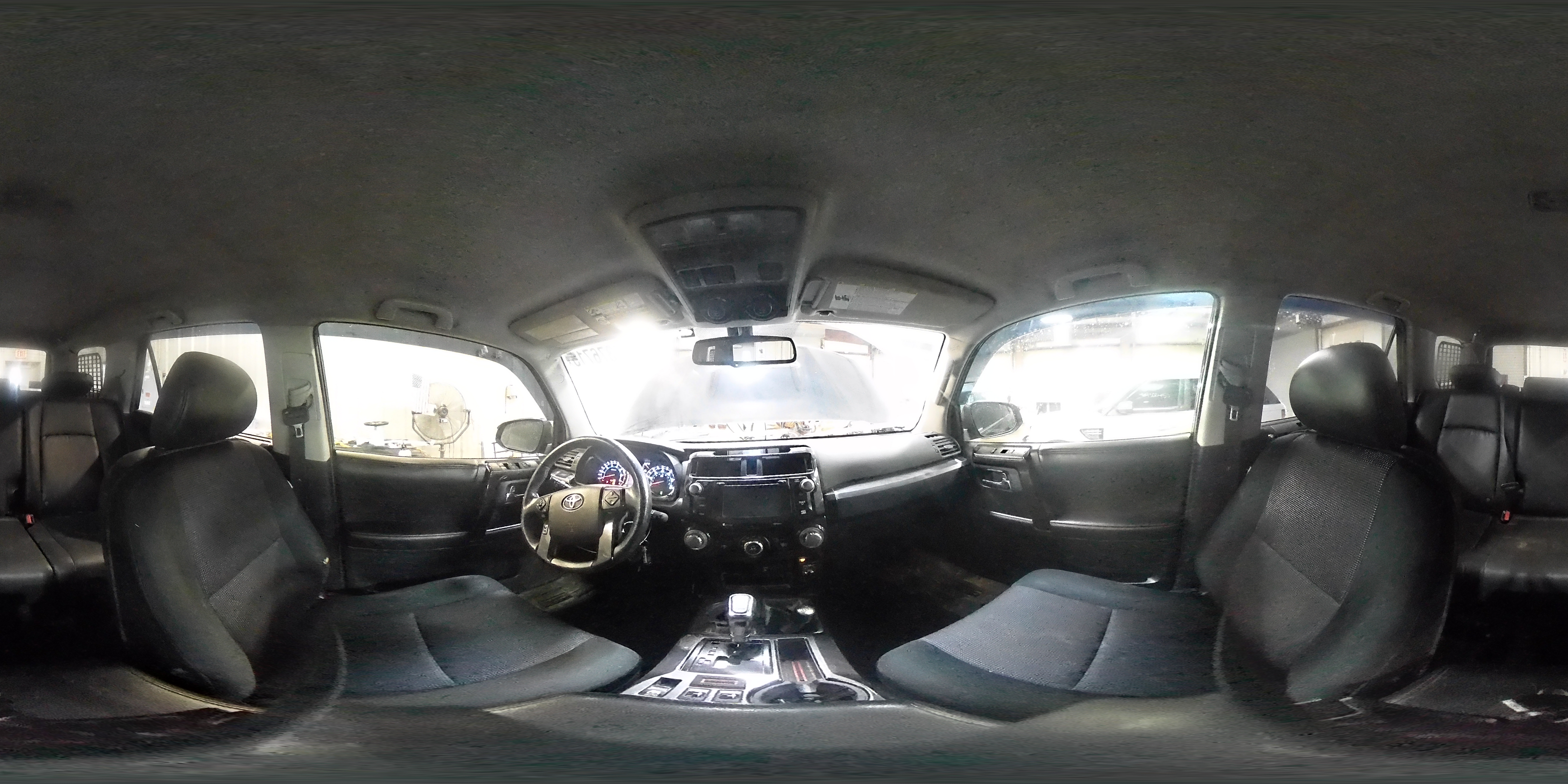 2015 Toyota 4Runner - Image 15