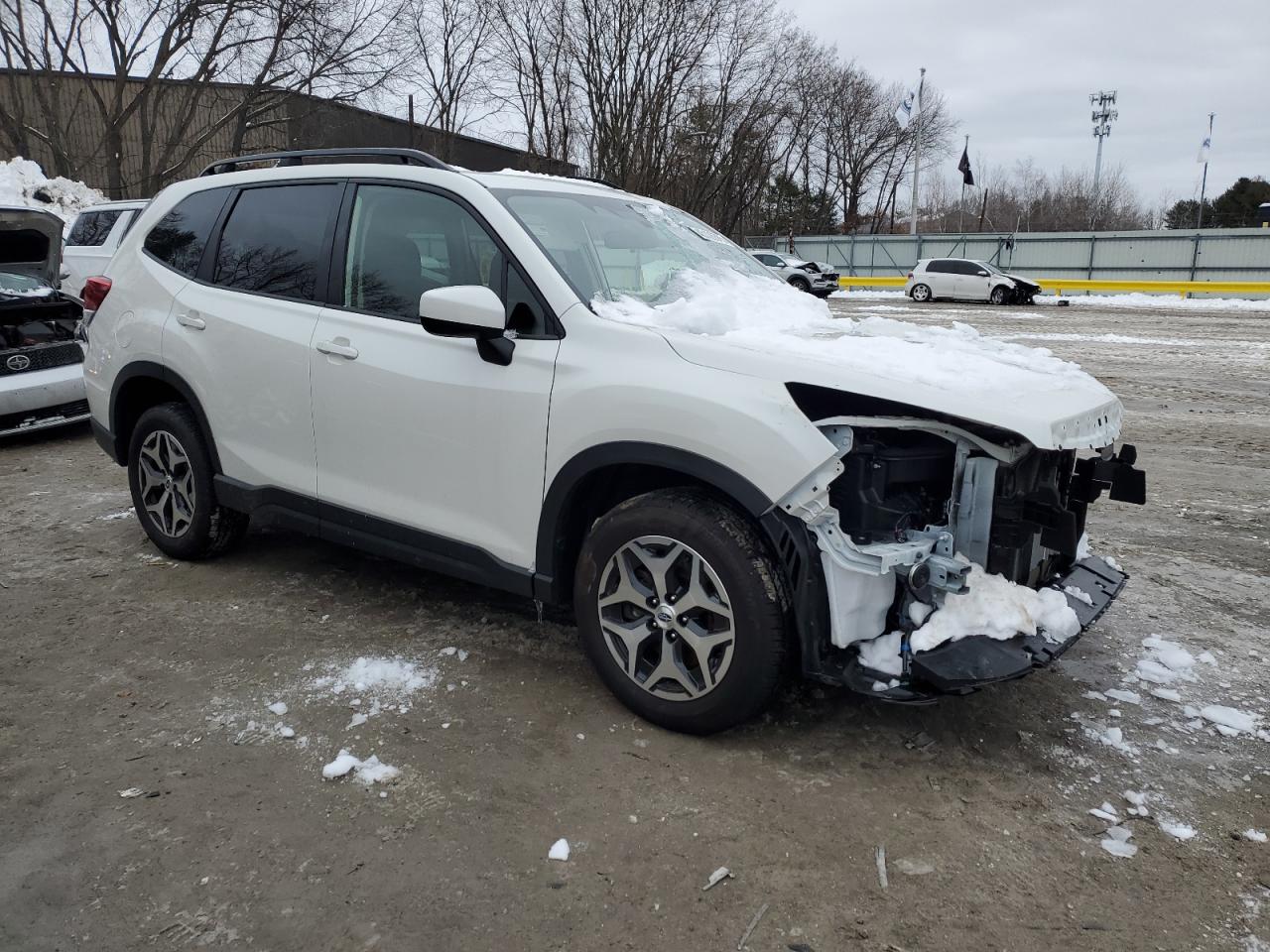 2024 Subaru Forester - Image 4
