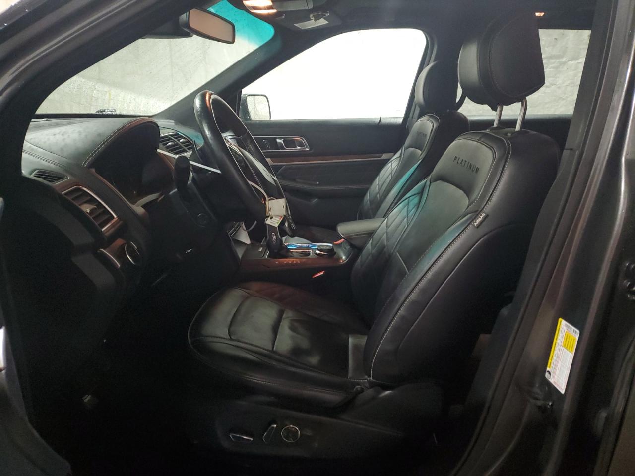 2016 Ford Explorer - Image 7