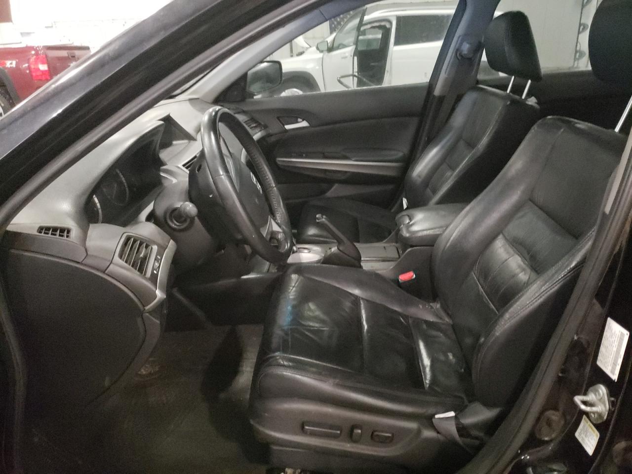 2010 Honda Accord - Image 7