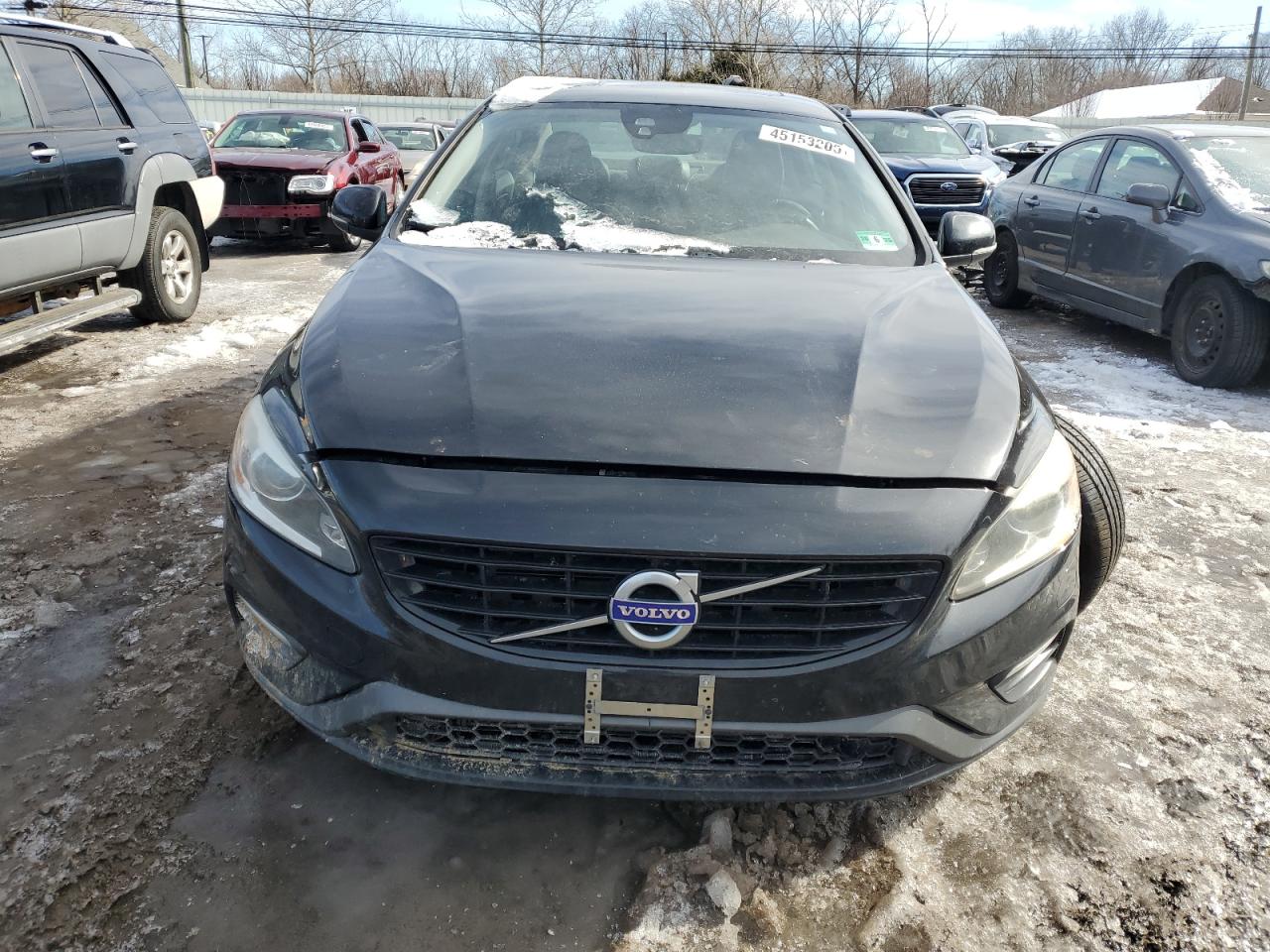 2017 Volvo S60 - Image 5