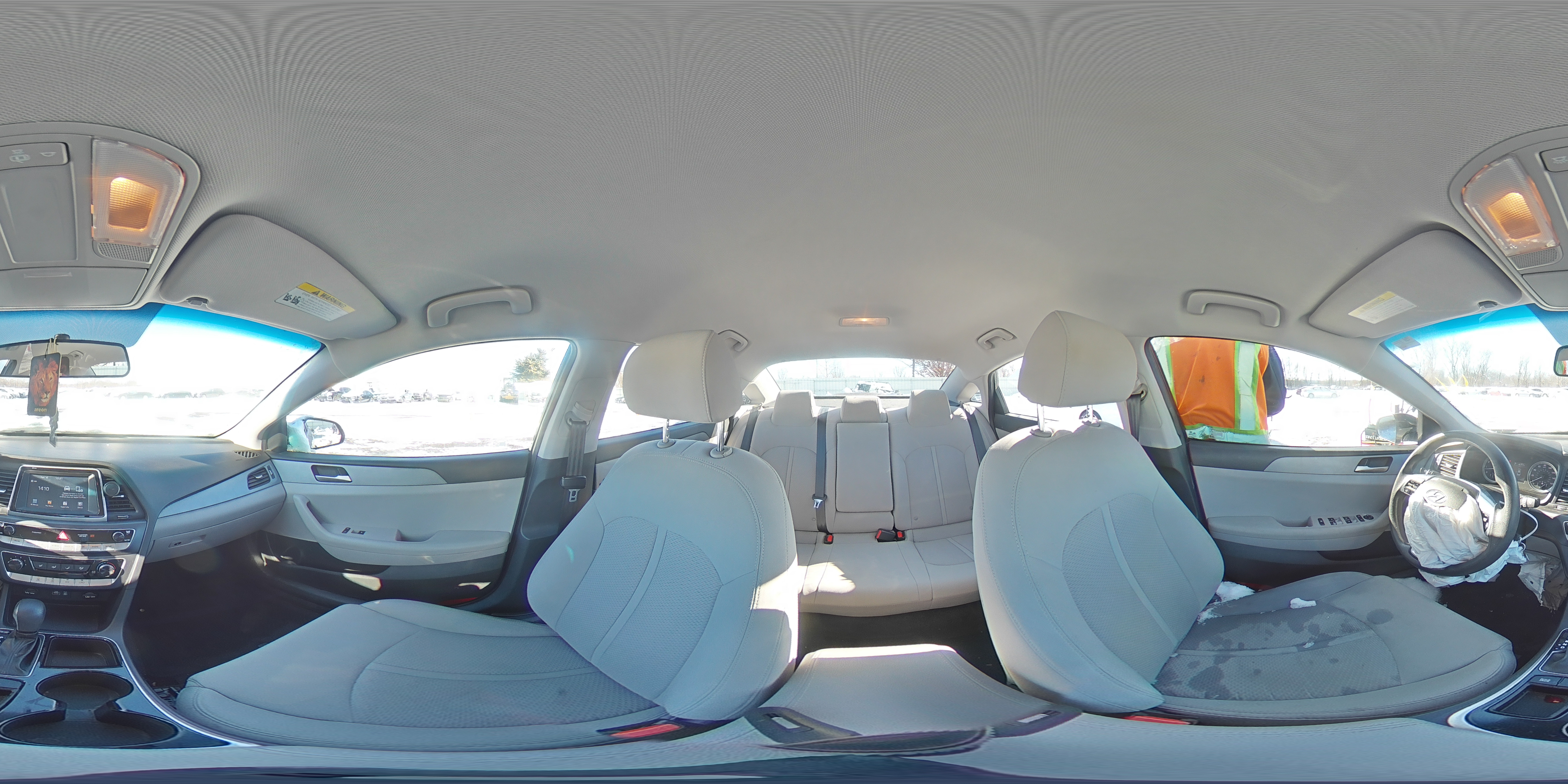 2019 Hyundai Sonata - Image 13