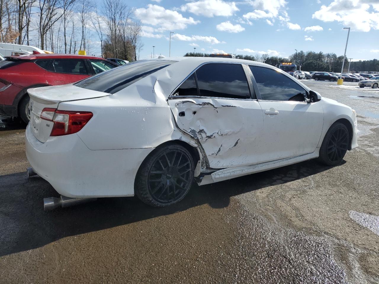 2013 Toyota Camry - Image 3