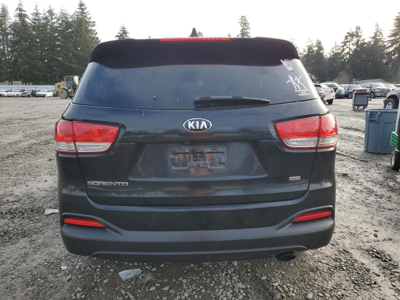 2016 Kia Sorento - Image 6
