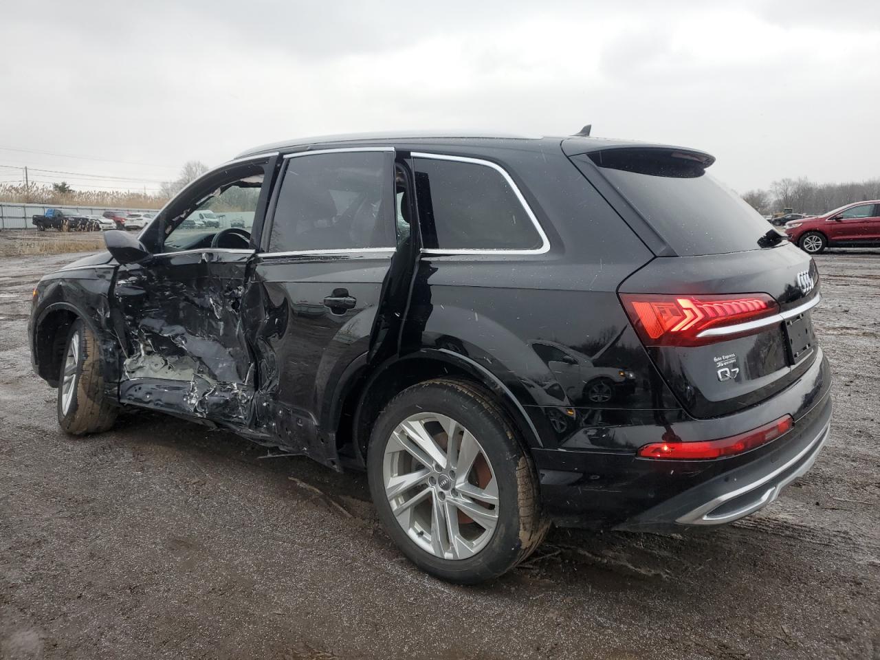 2020 Audi Q7 - Image 2