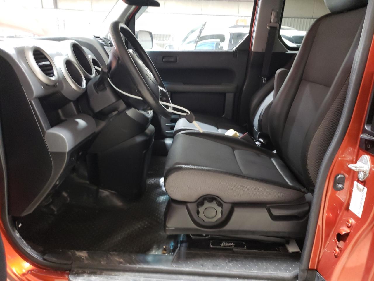 2004 Honda Element - Image 7