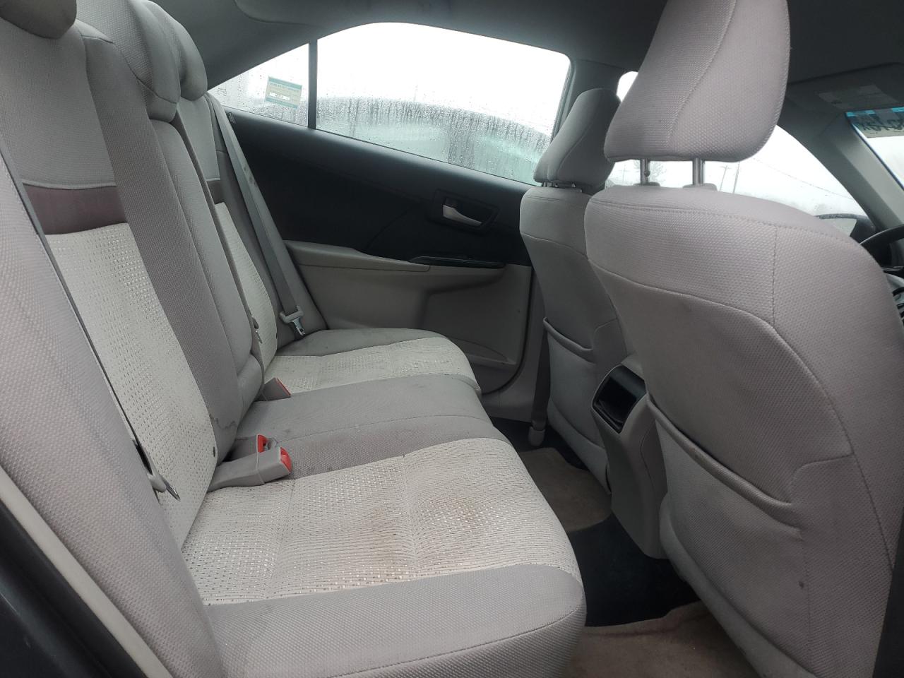 2014 Toyota Camry - Image 10