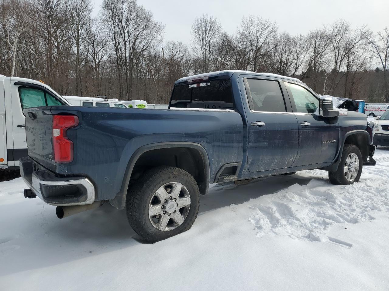 2020 Chevrolet Silverado - Image 3