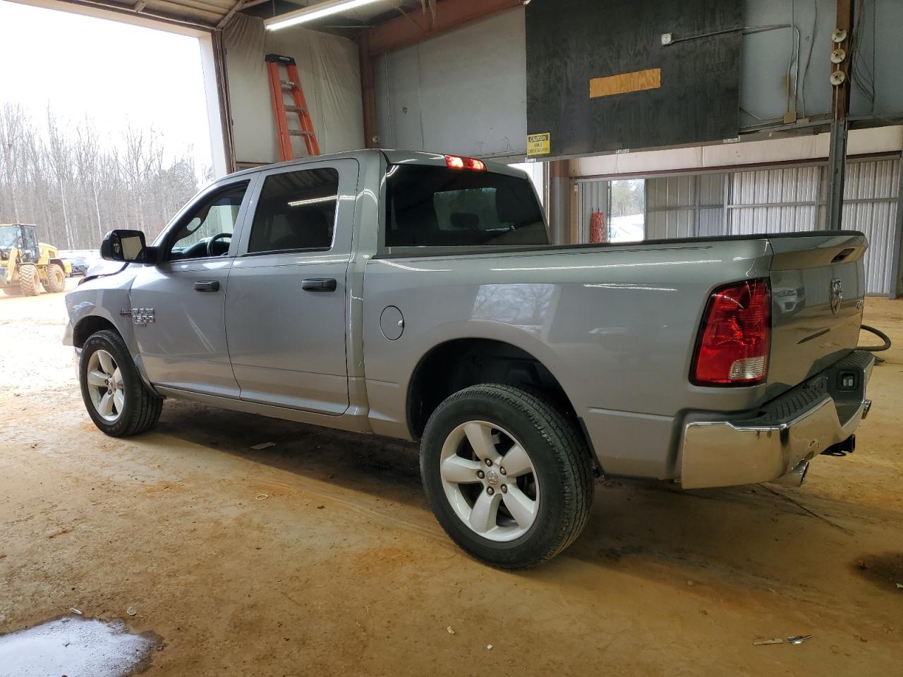2020 RAM 1500 - Image 2