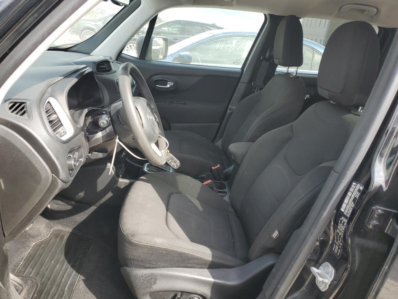 2018 Jeep Renegade - Image 7