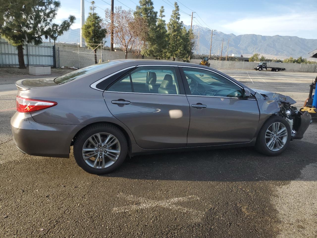 2015 Toyota Camry - Image 3