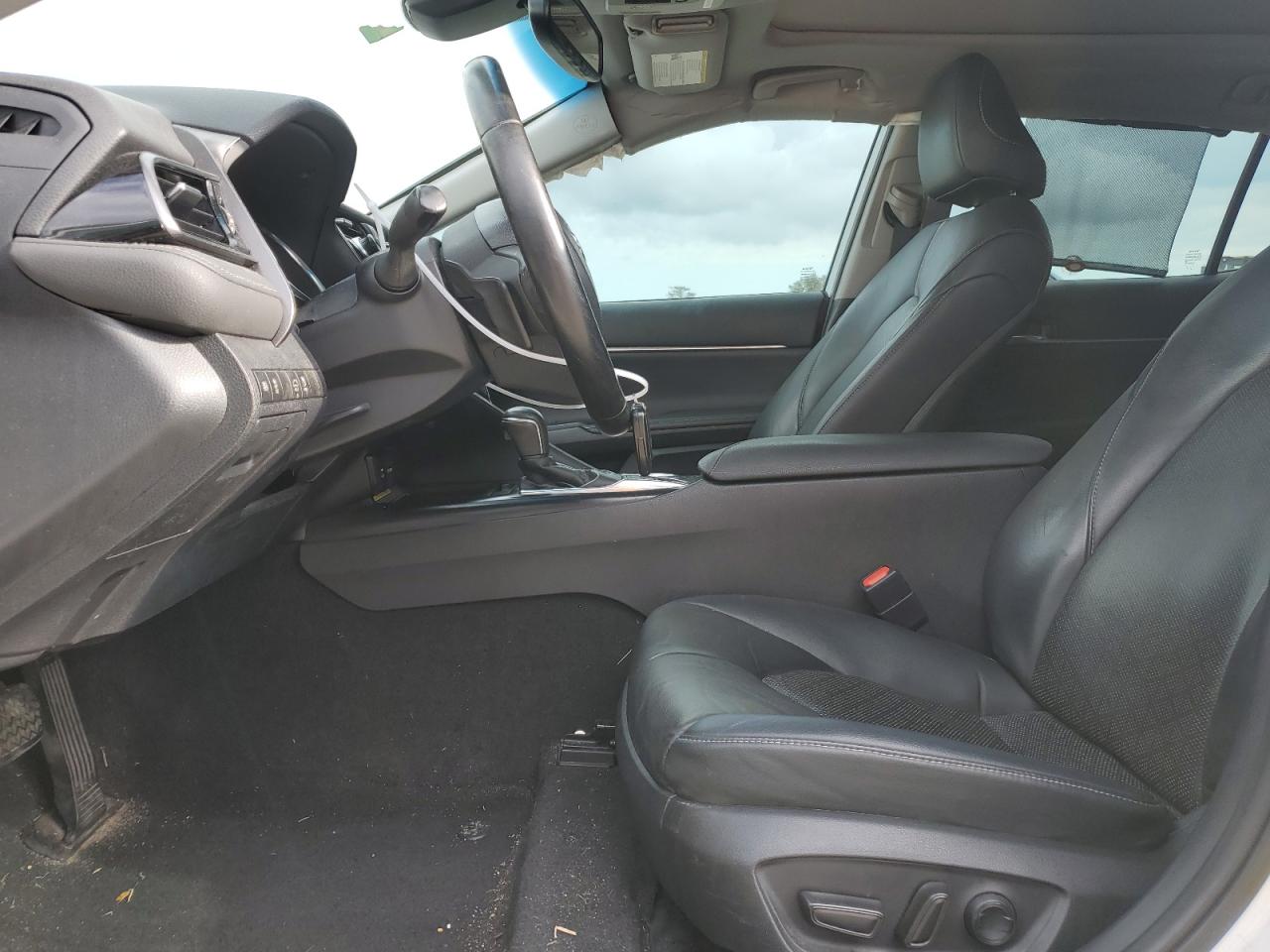 2019 Toyota Camry - Image 7