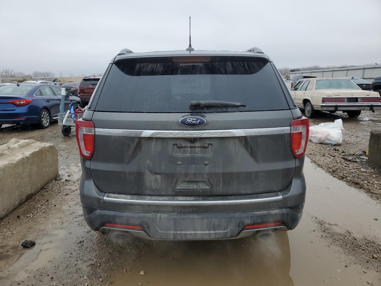 2018 Ford Explorer - Image 6