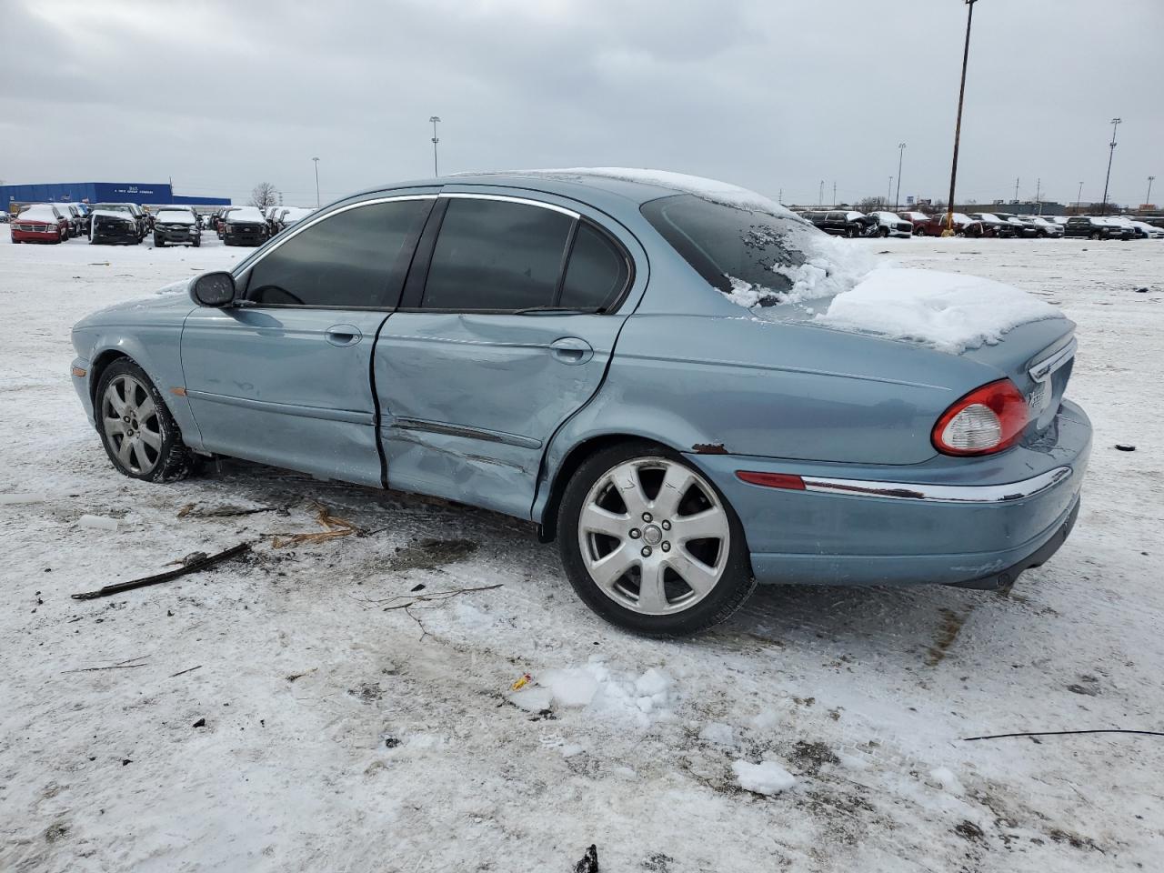 2004 Jaguar X-Type - Image 2