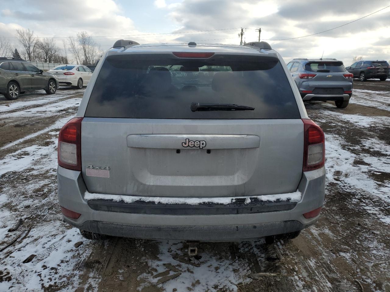 2016 Jeep Compass - Image 6