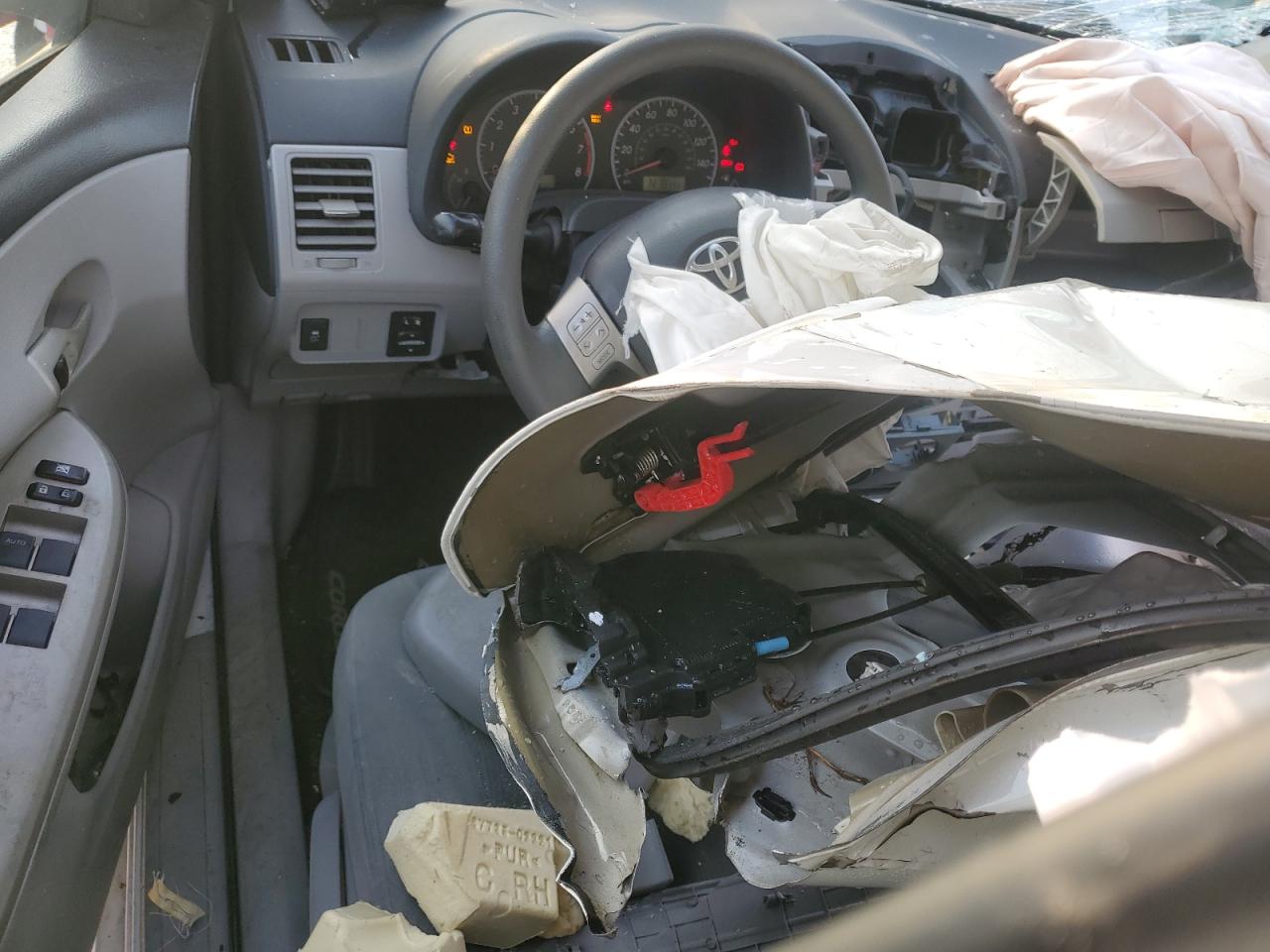 2012 Toyota Corolla - Image 8