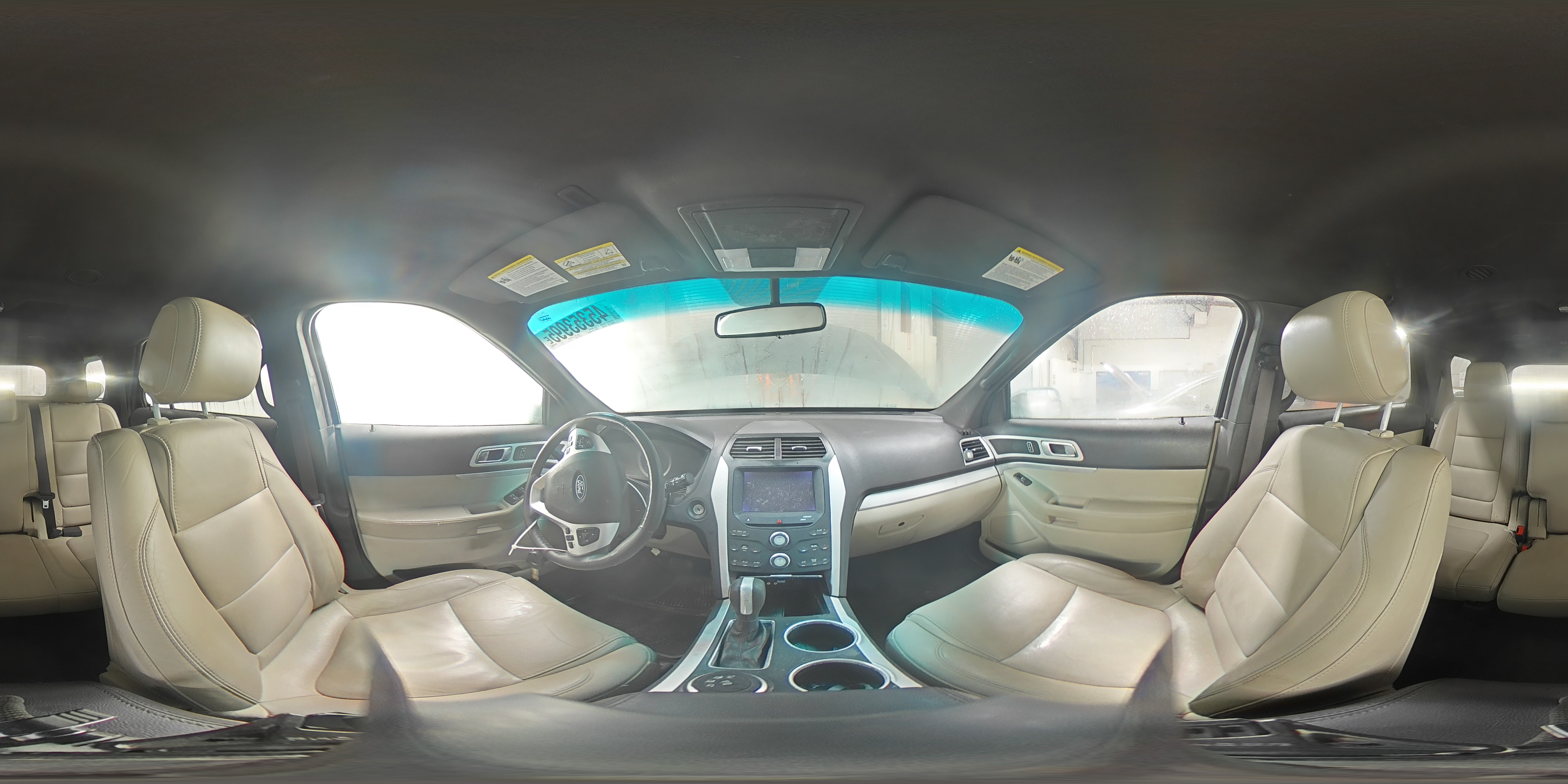 2013 Ford Explorer - Image 16