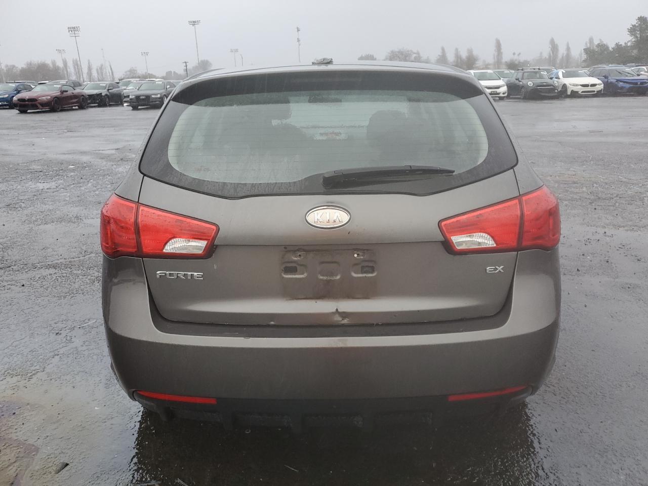 2013 Kia Forte - Image 6
