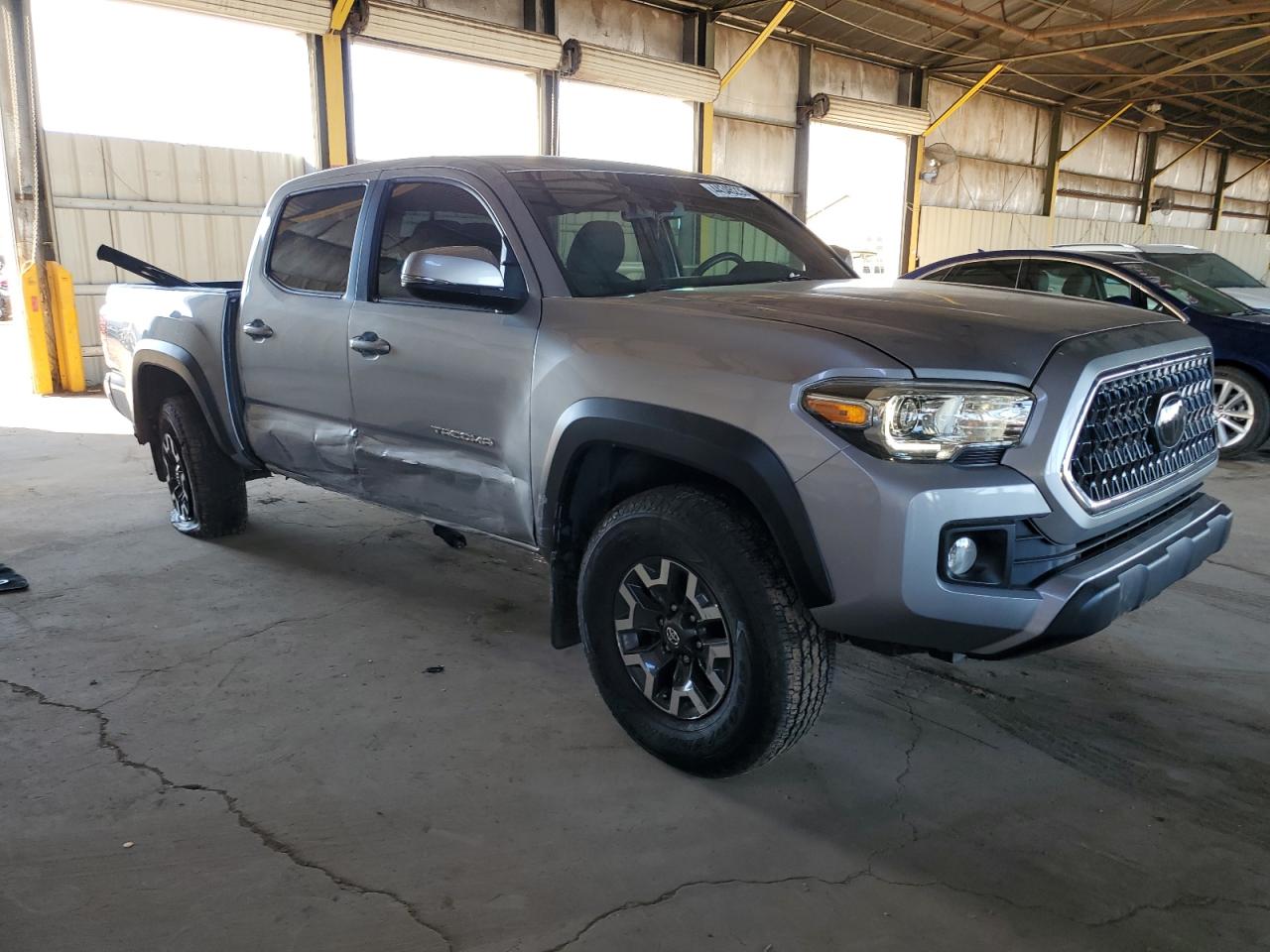 2018 Toyota Tacoma - Image 4