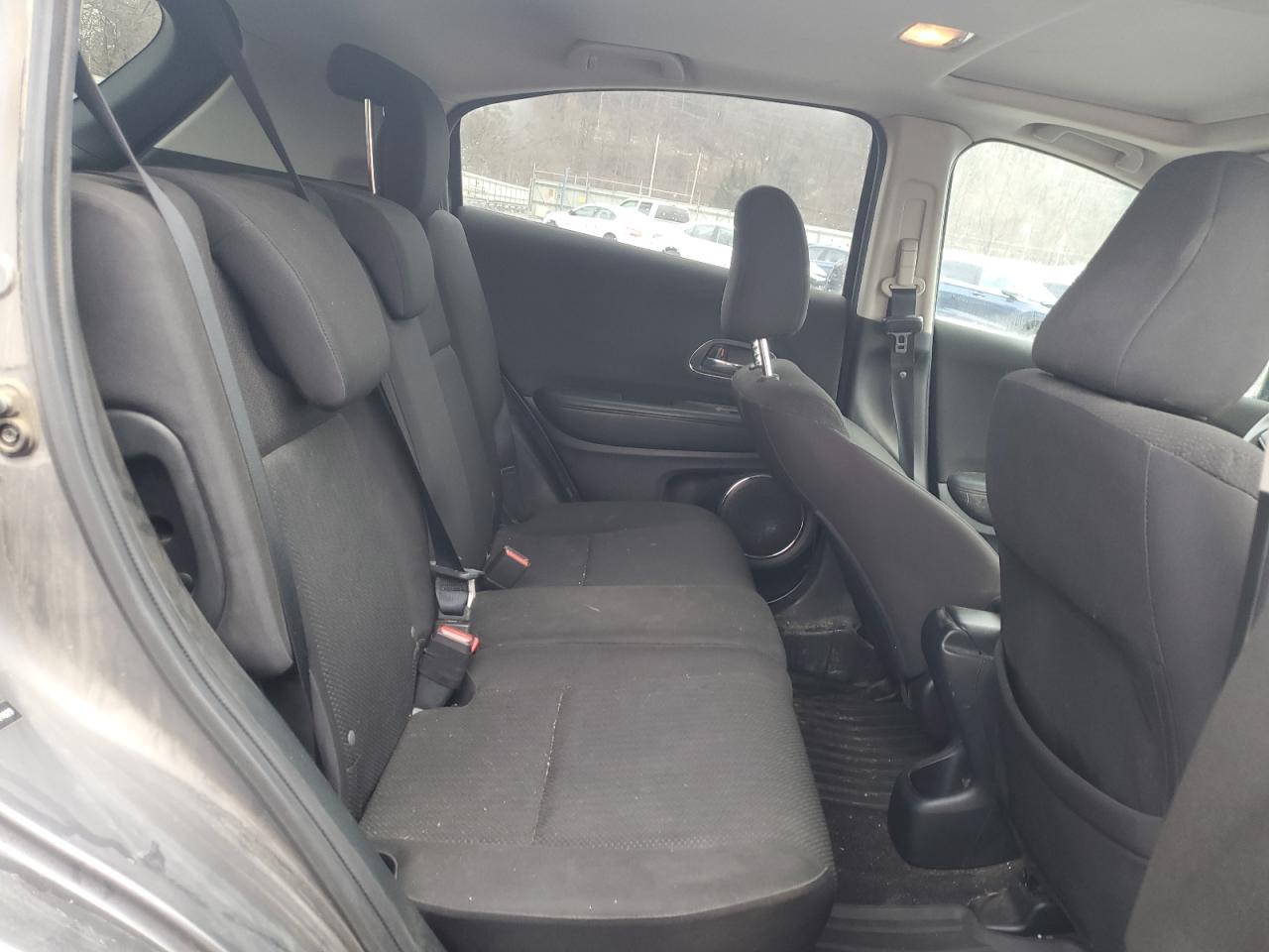 2016 Honda HR-V - Image 11