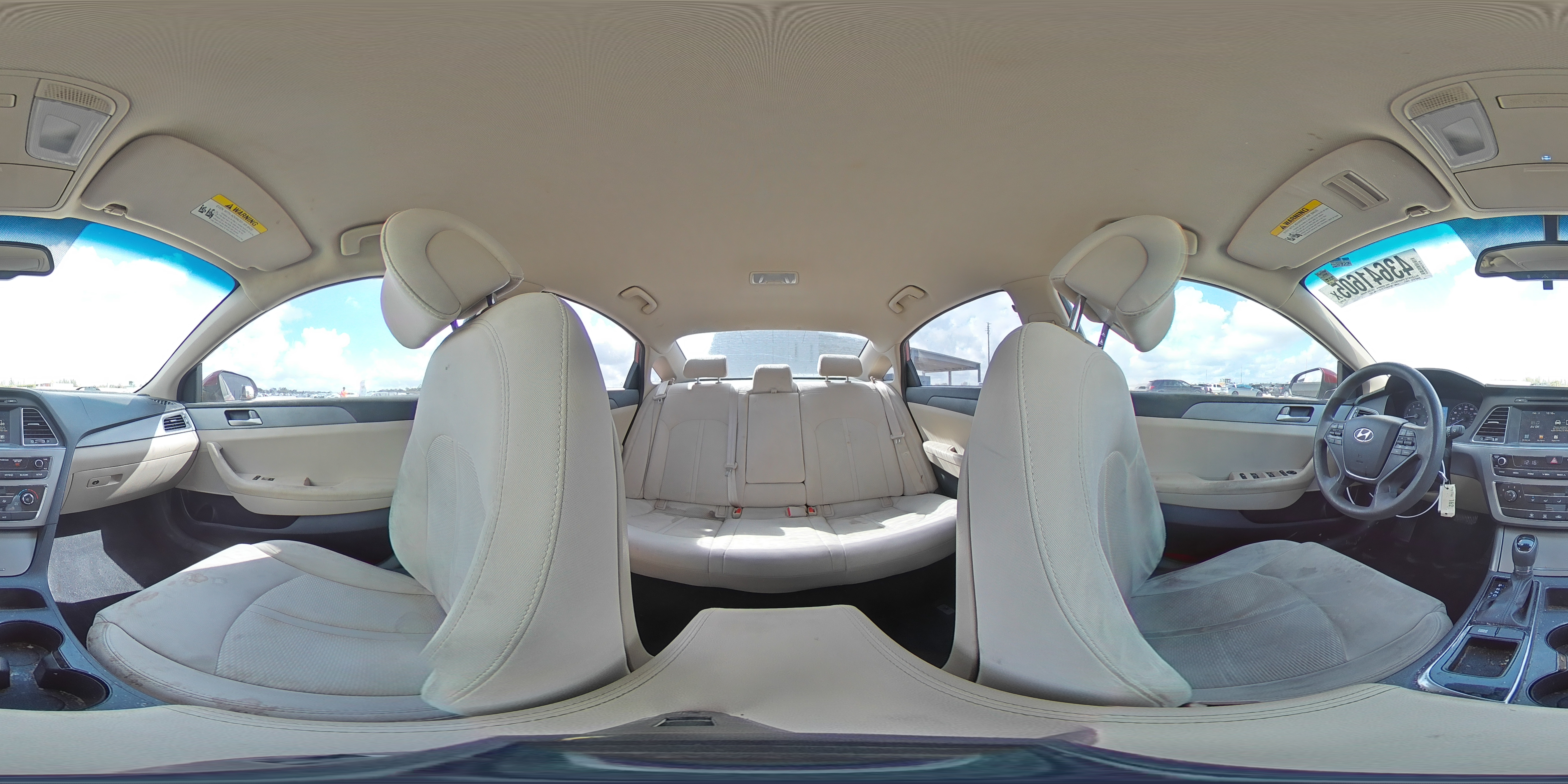 2016 Hyundai Sonata - Image 13