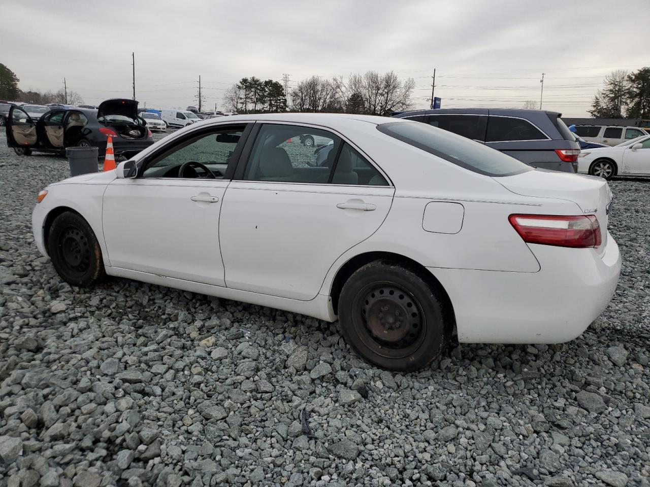 2009 Toyota Camry - Image 2