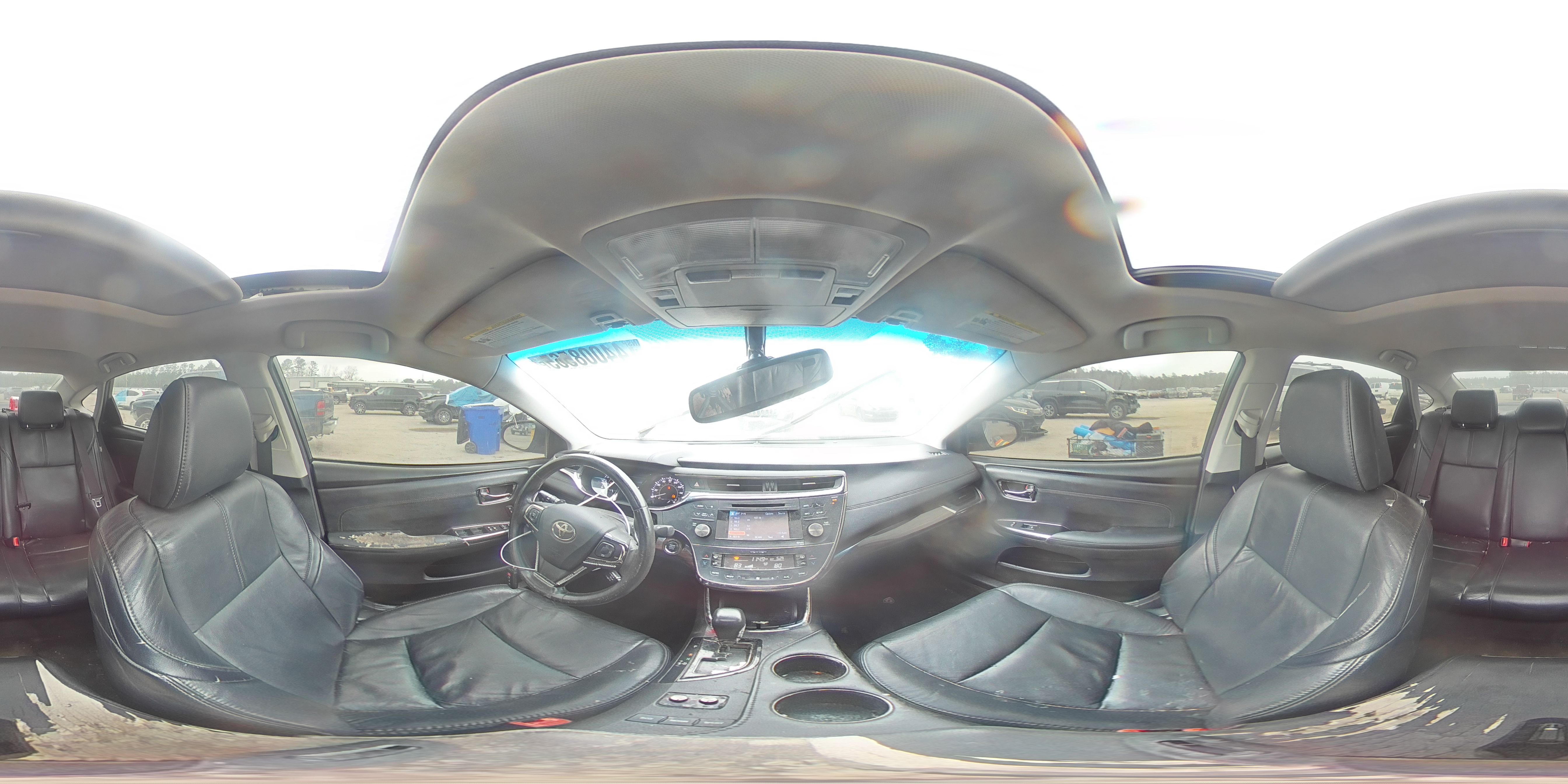 2013 Toyota Avalon - Image 13
